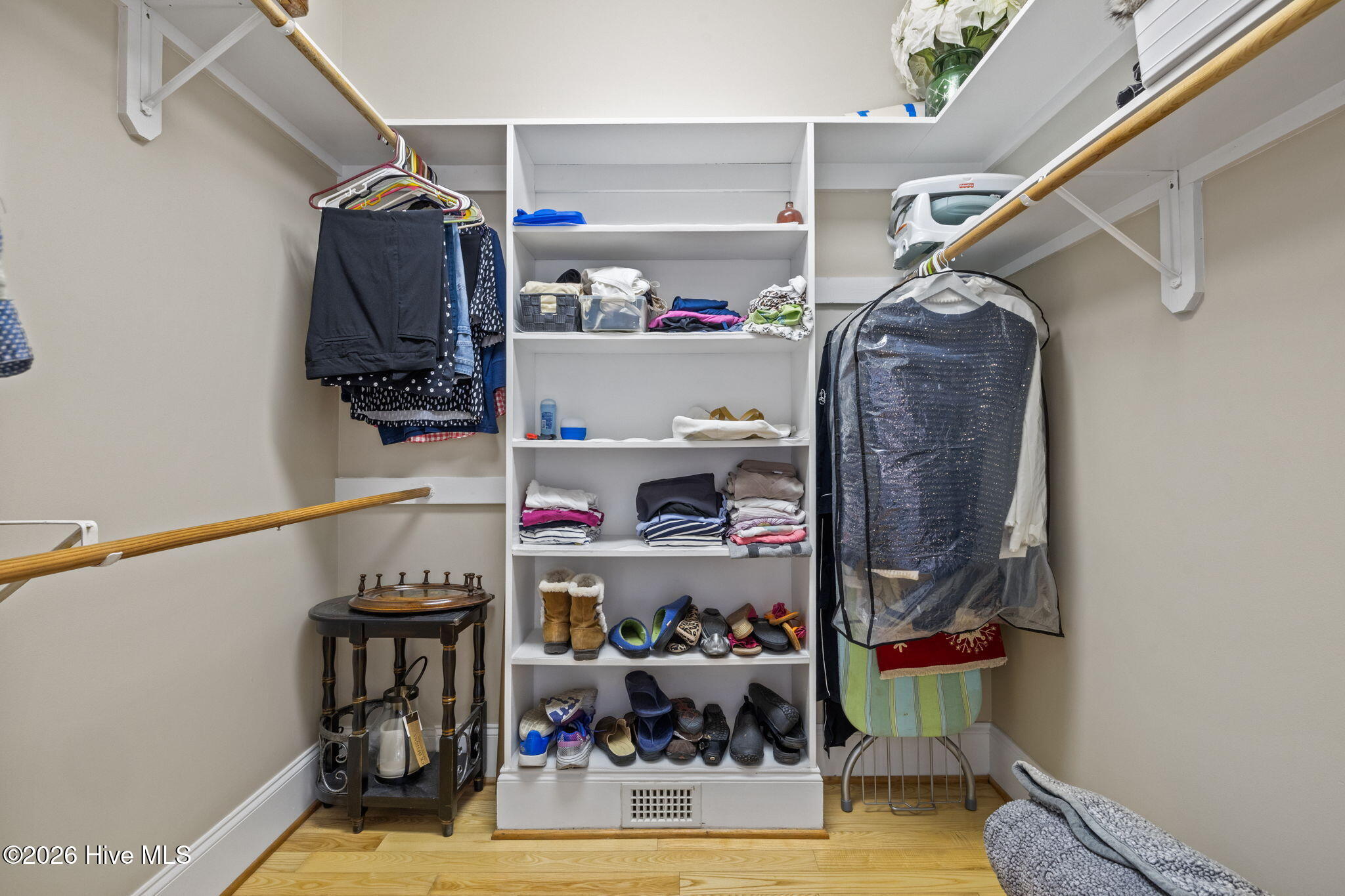 100554382 | Photo 52