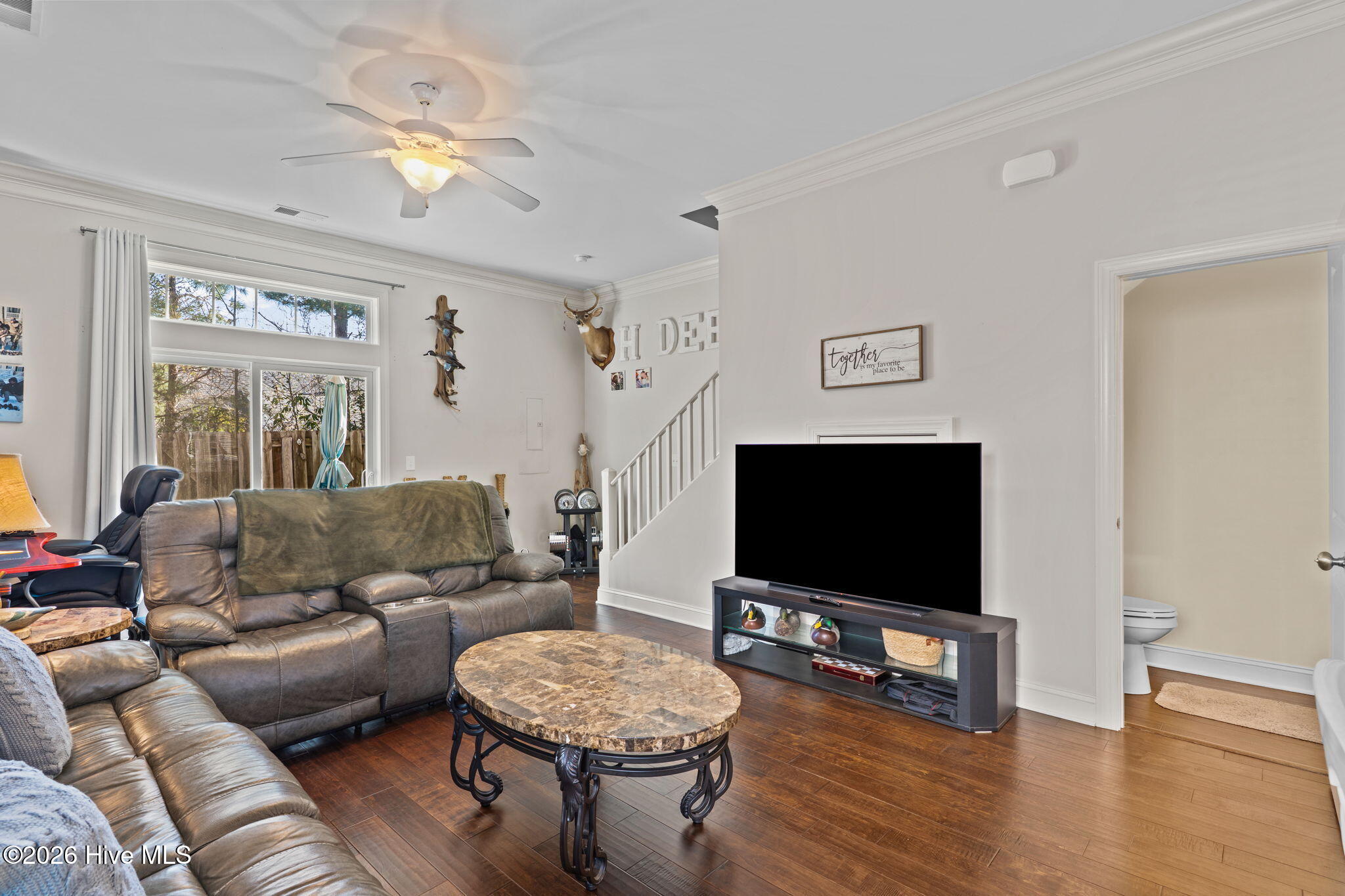 100561470 | Photo 20