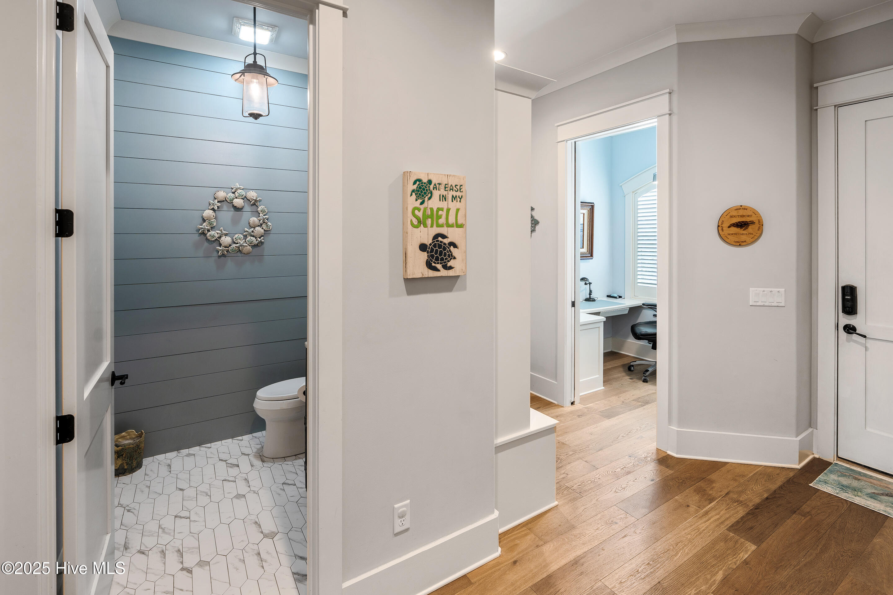 100522679 | Photo 35