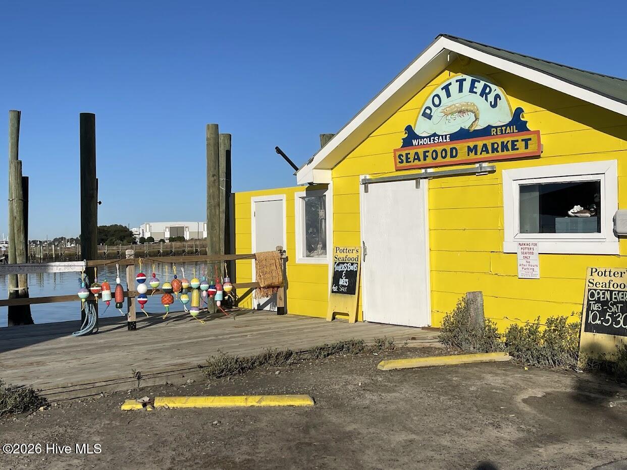 100553178 | Photo 50