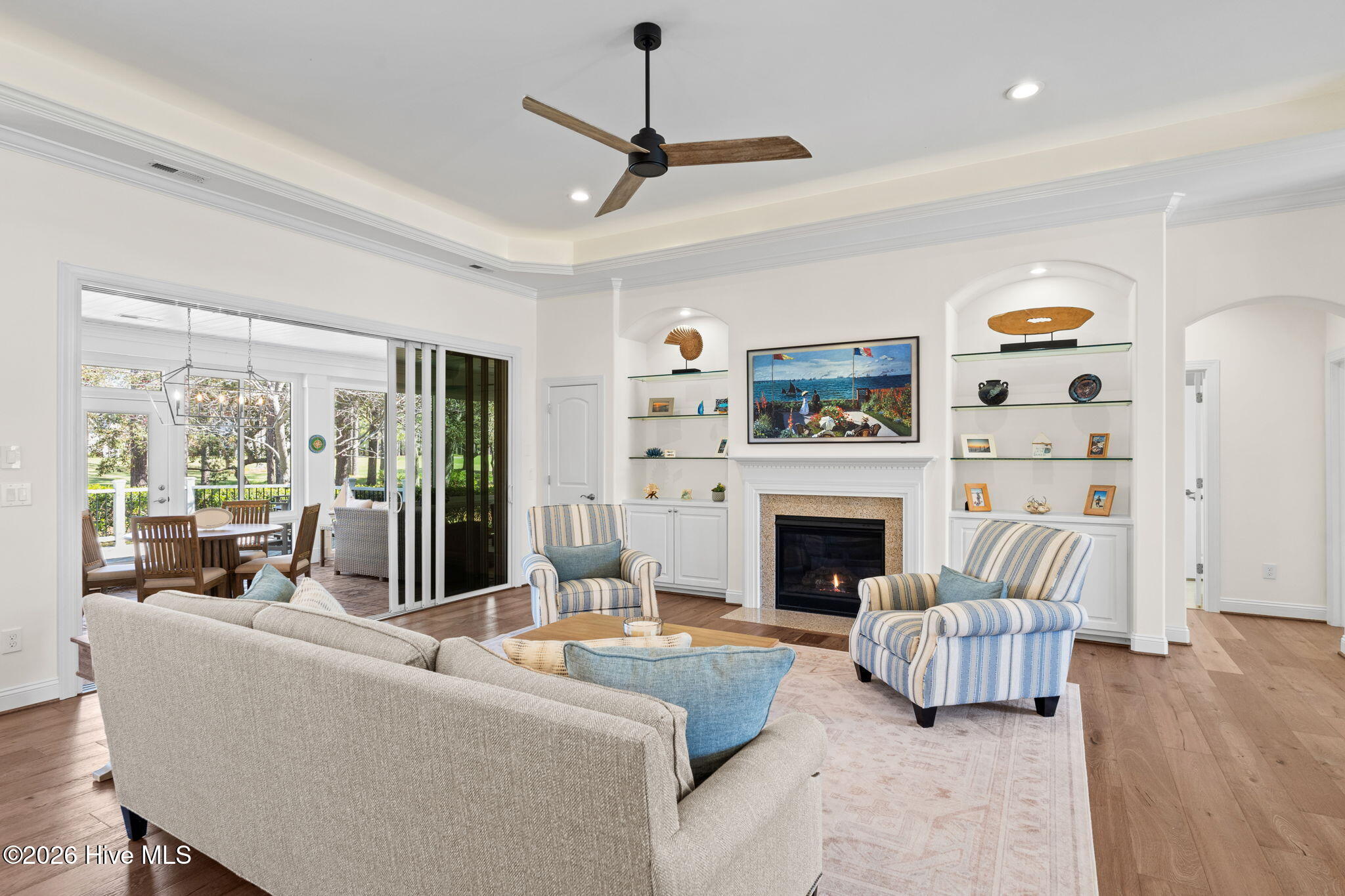 Undisclosed Address, Southport, NC, 28461