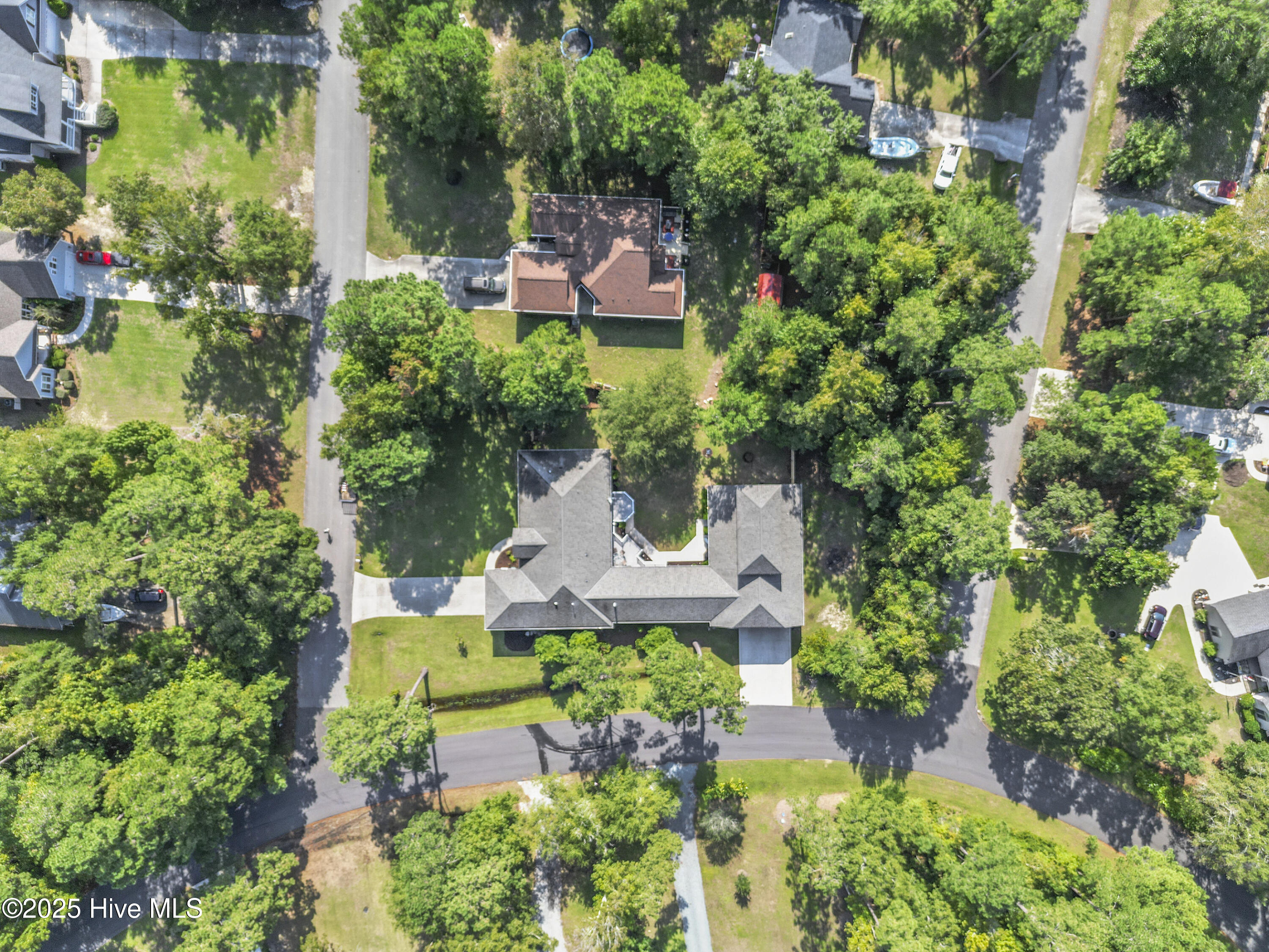 100569480 | Photo 122