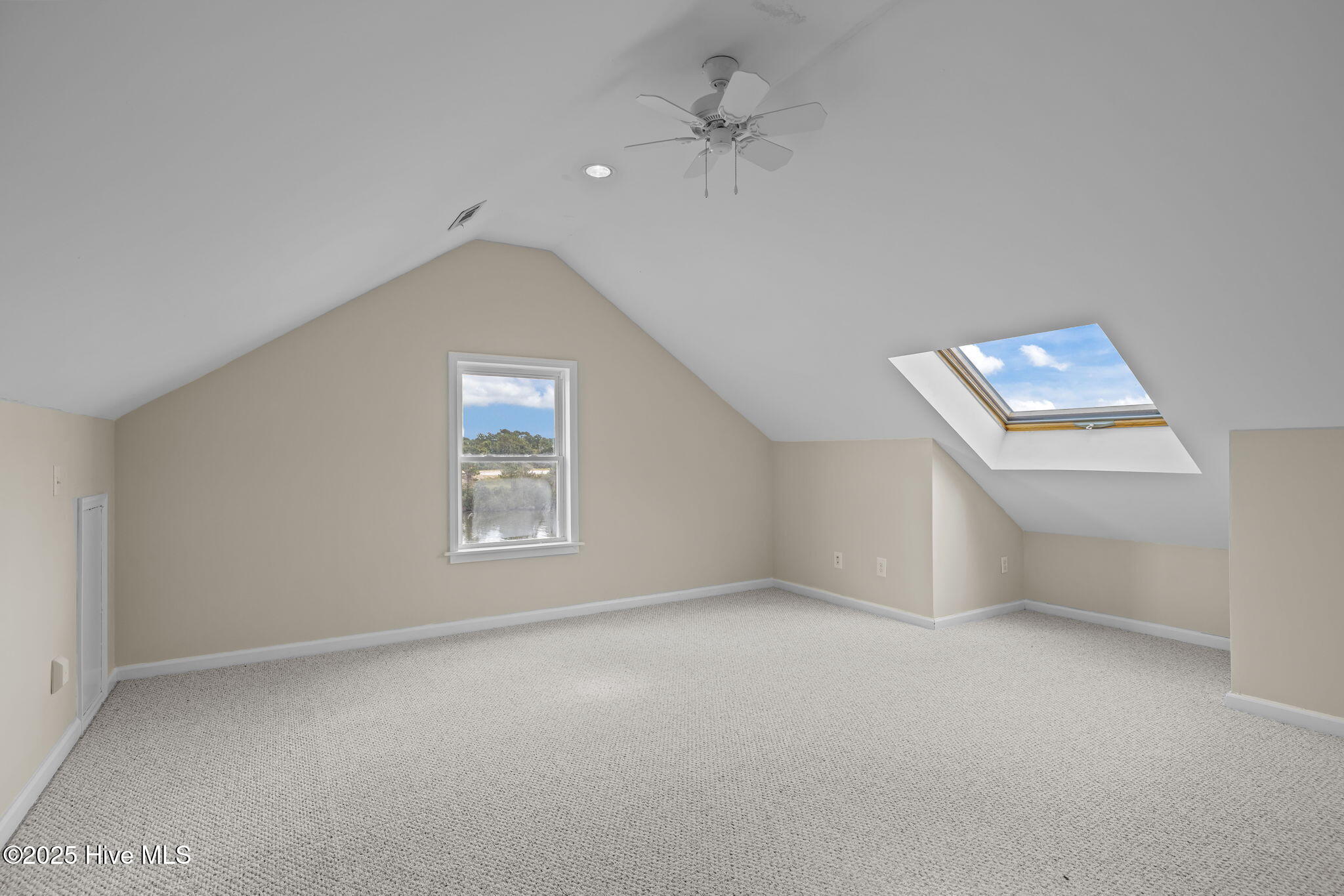 850 Sea Gate Drive,Newport