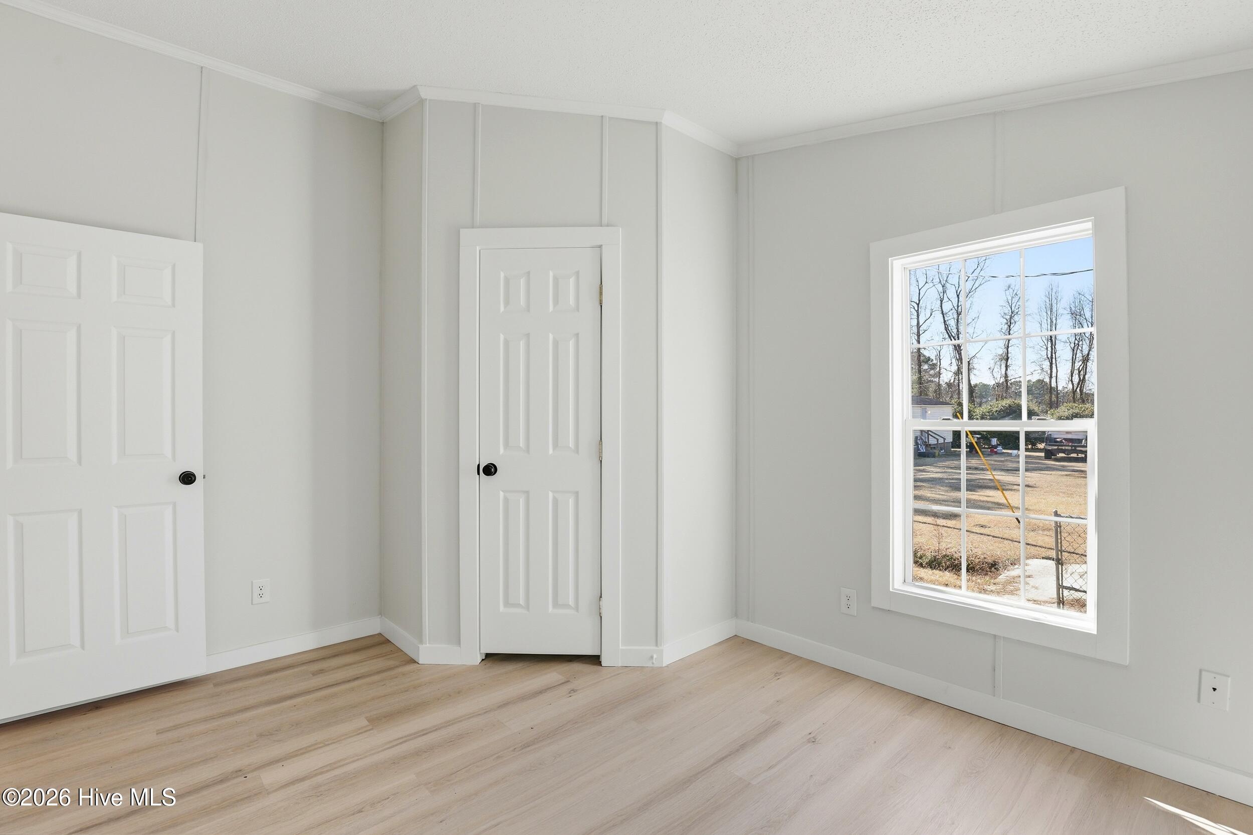 100556681 | Photo 22