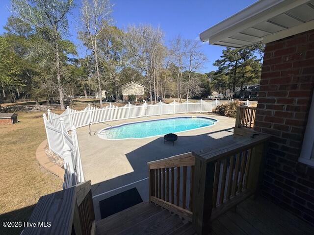 402 Crestwood Drive,Newport