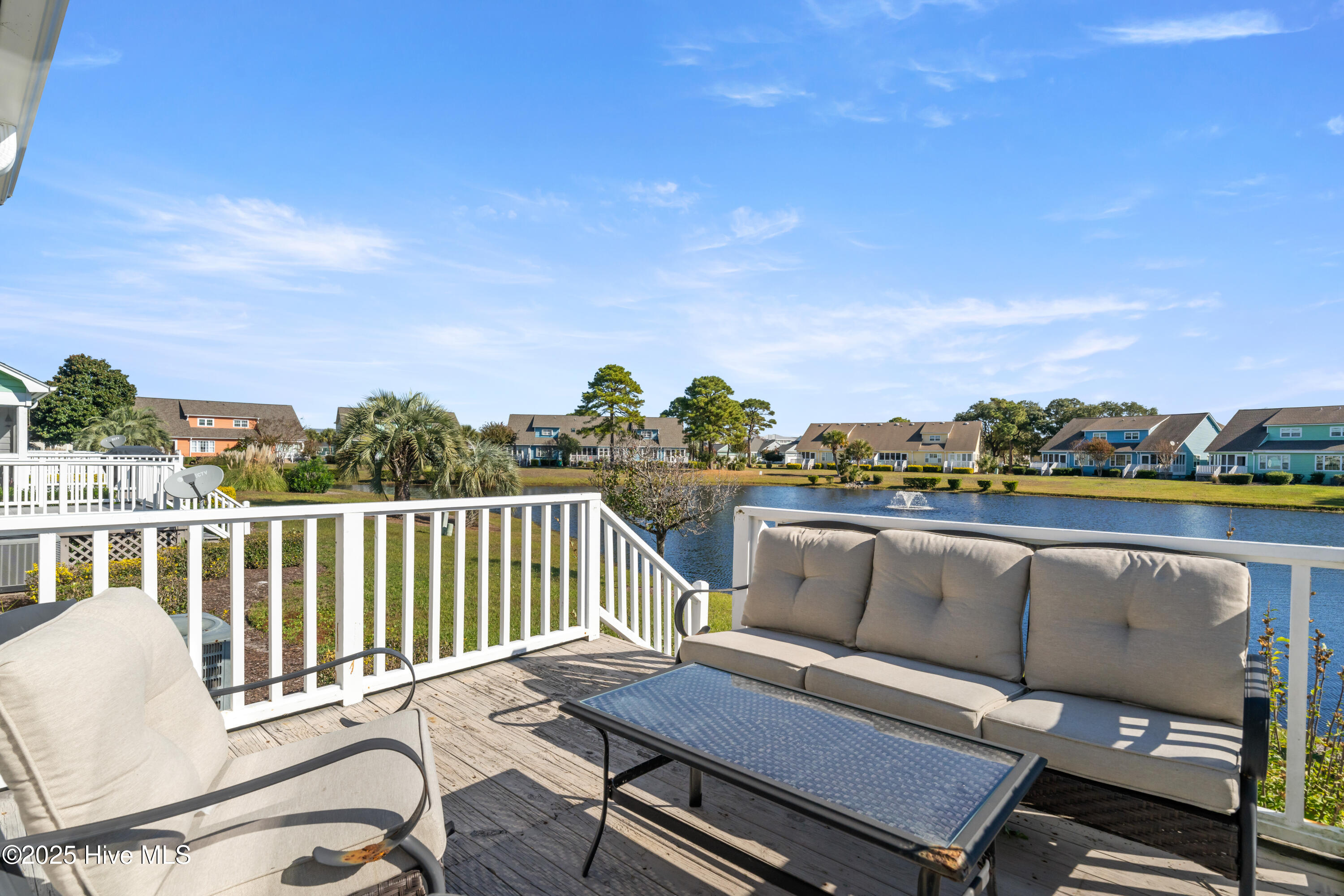 100543099 | Photo 27