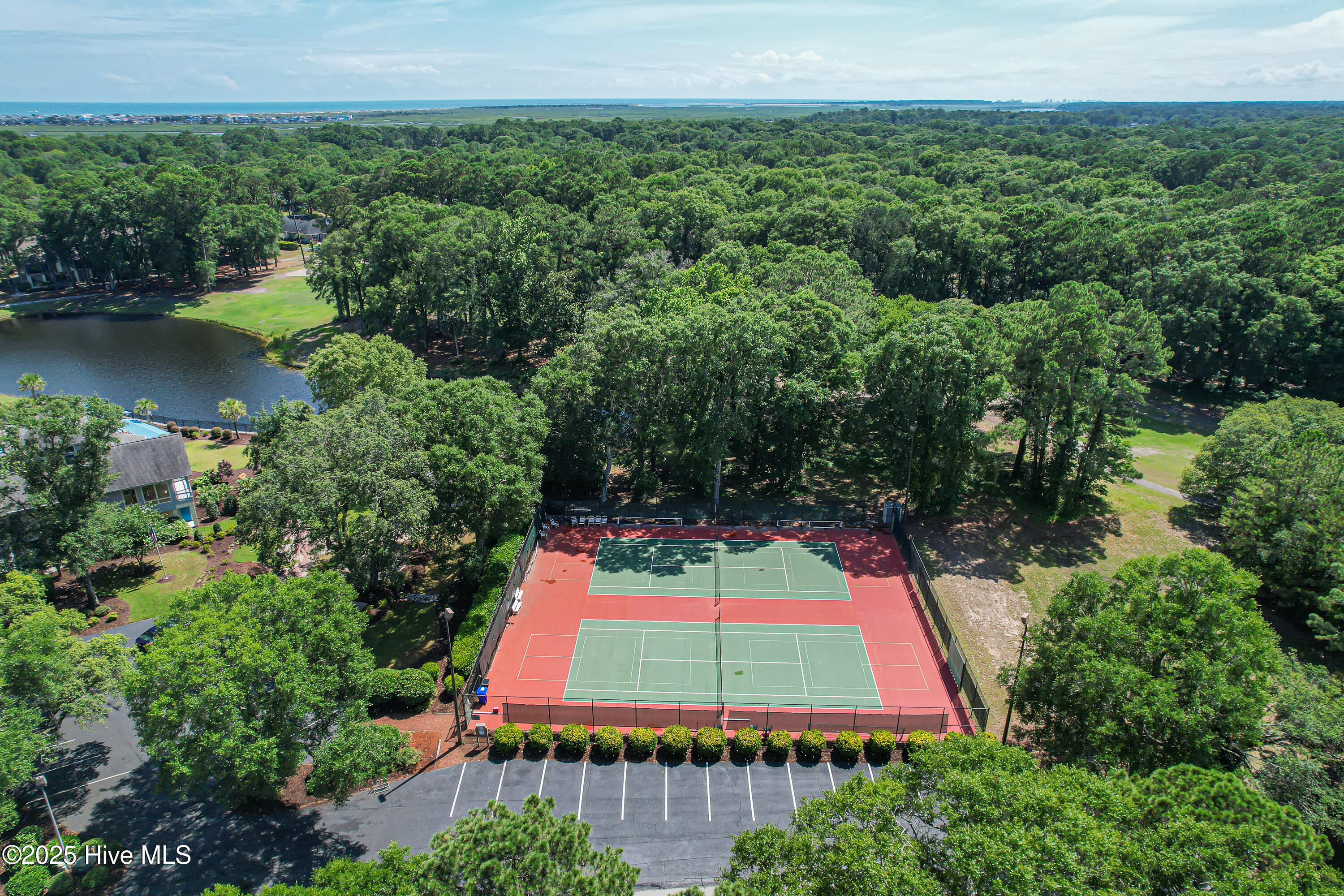 100545201 | Photo 48