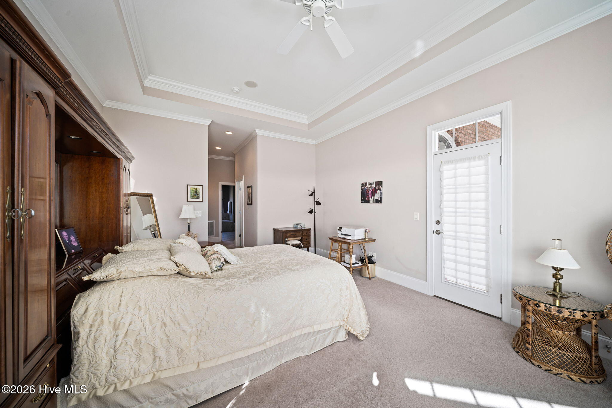 100560787 | Photo 29