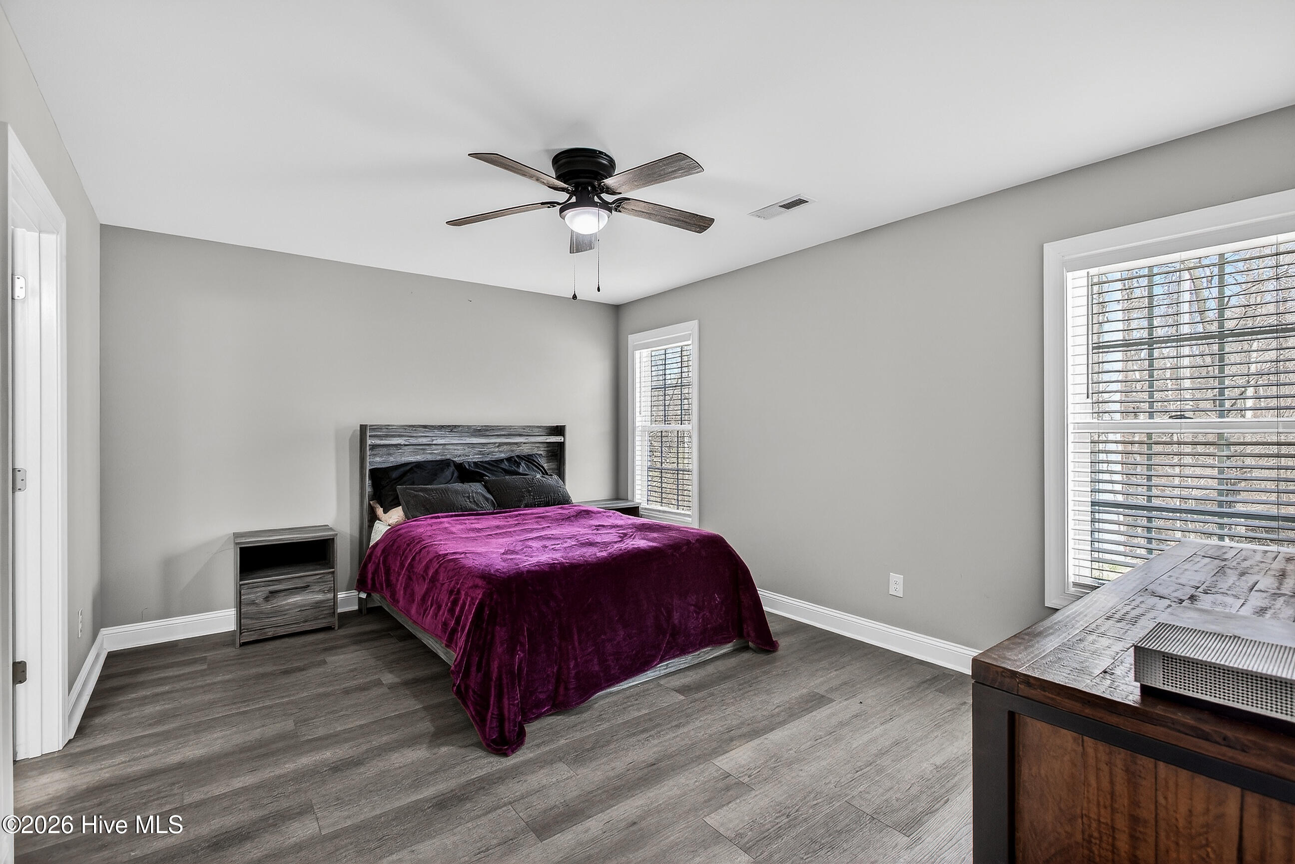 100558992 | Photo 12