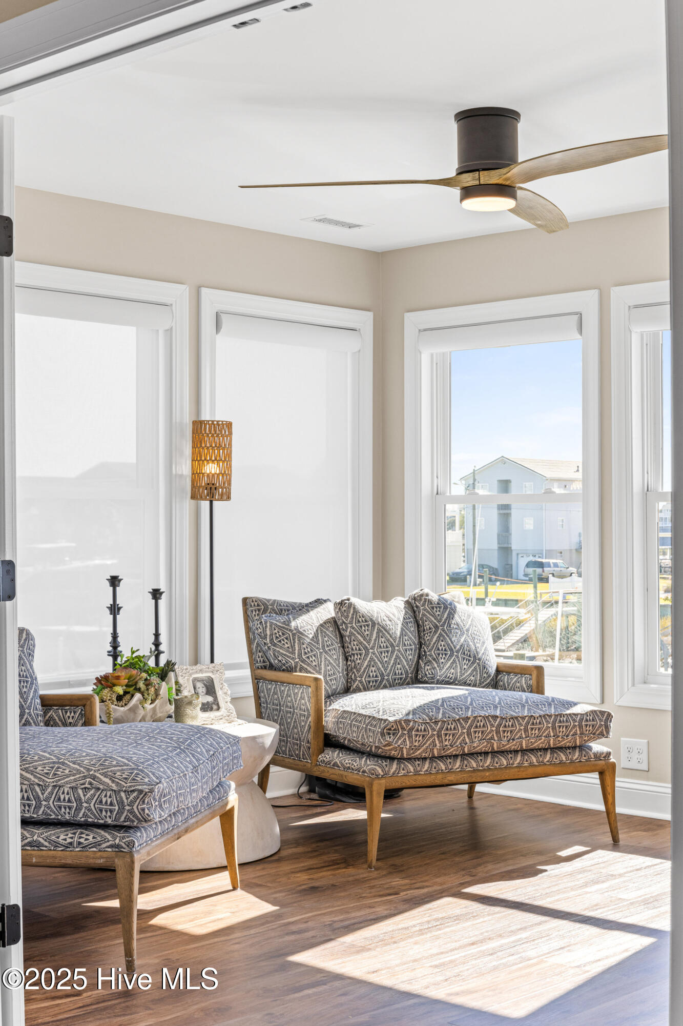 100542757 | Photo 16