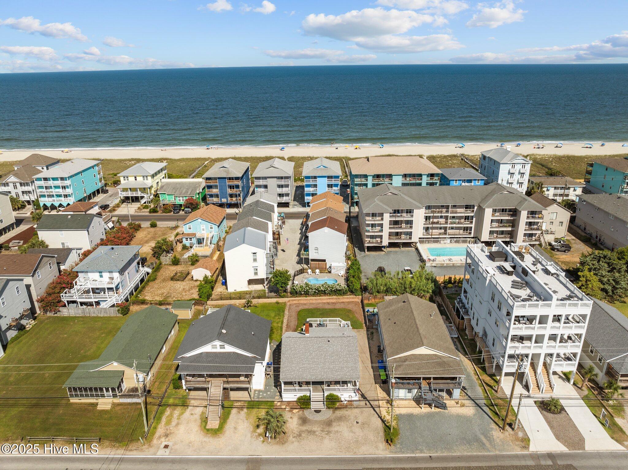 100532110 | Photo 14