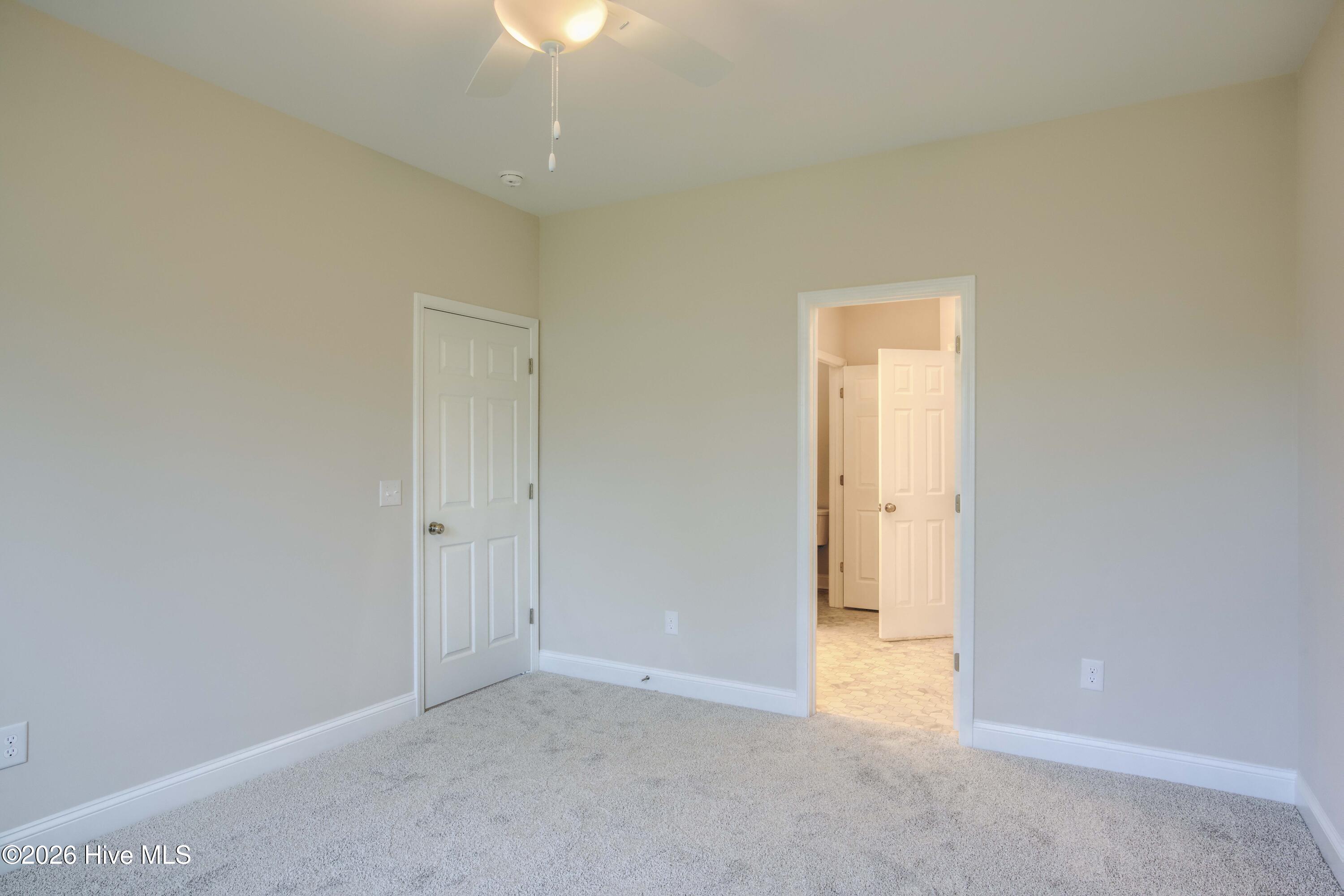 100552391 | Photo 10