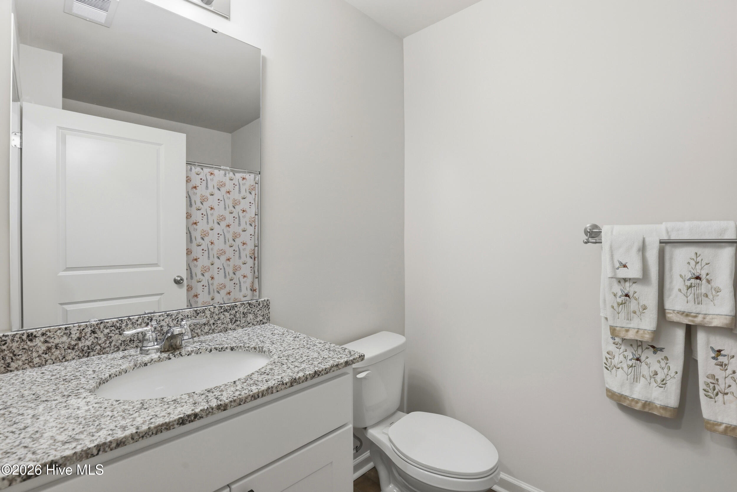 100565948 | Photo 29