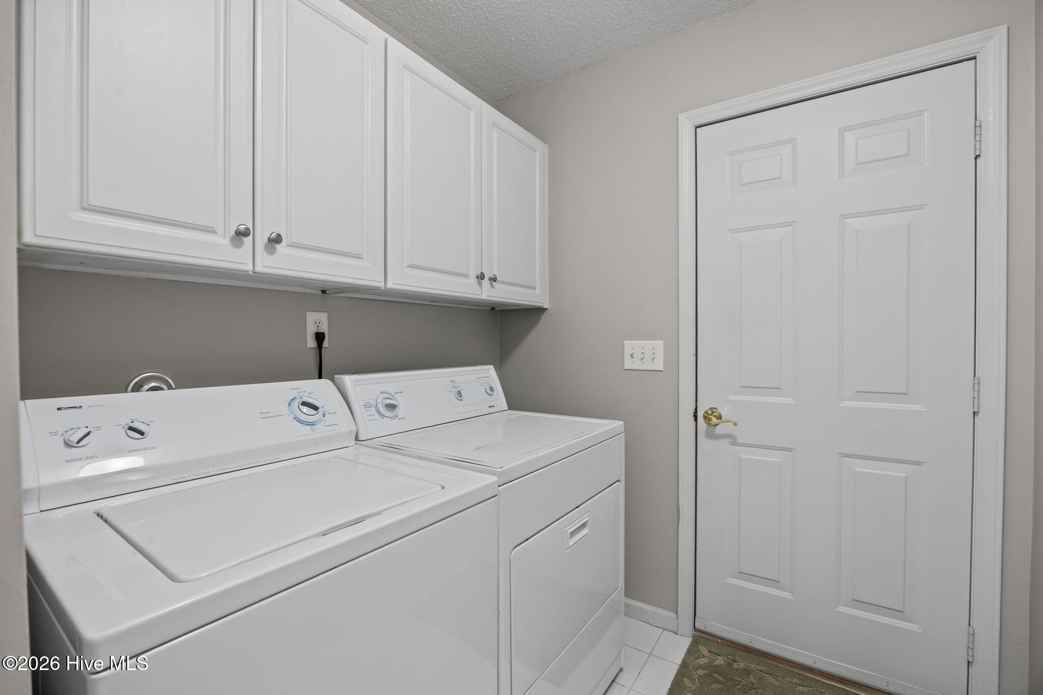 100565188 | Photo 34