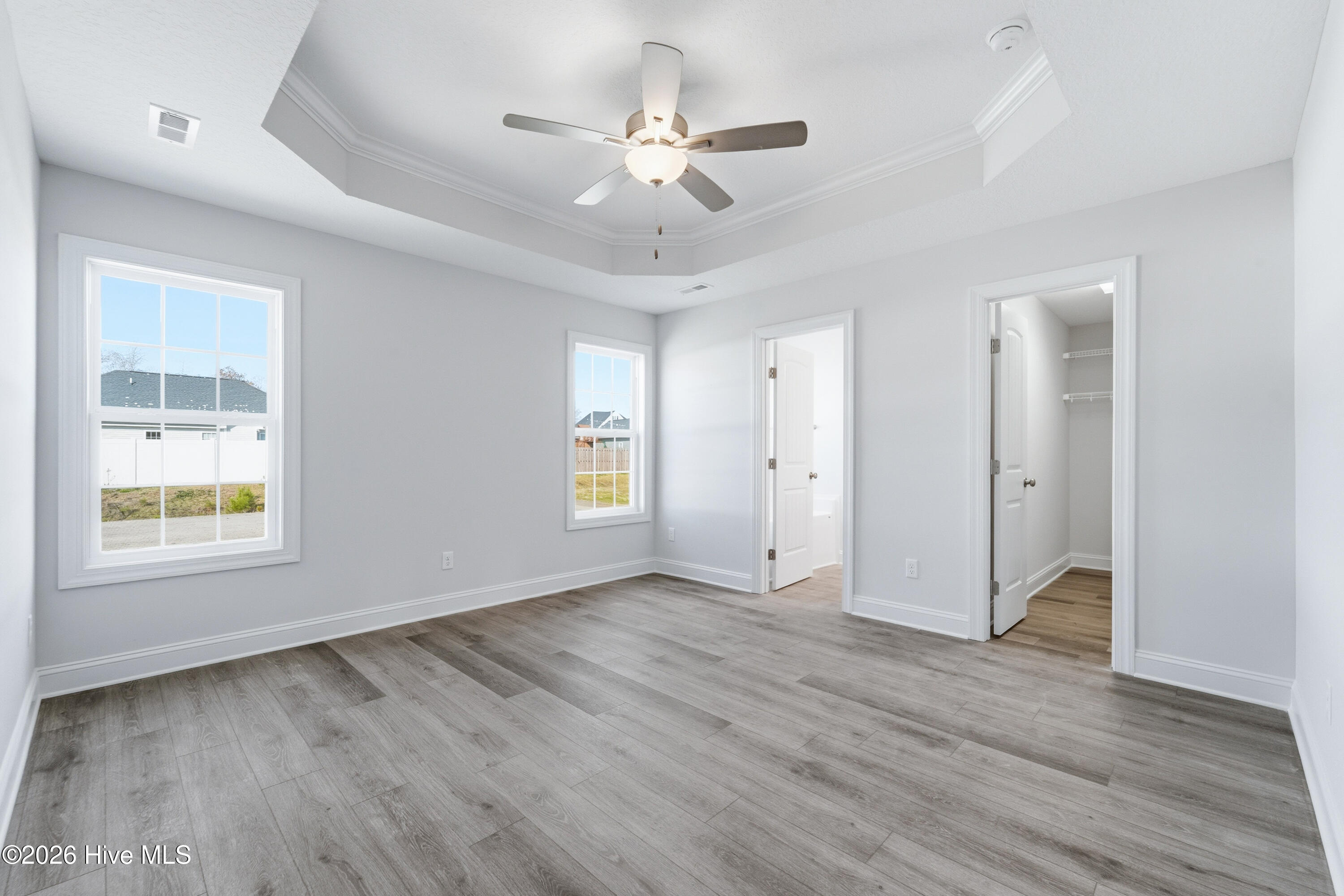 100537618 | Photo 17