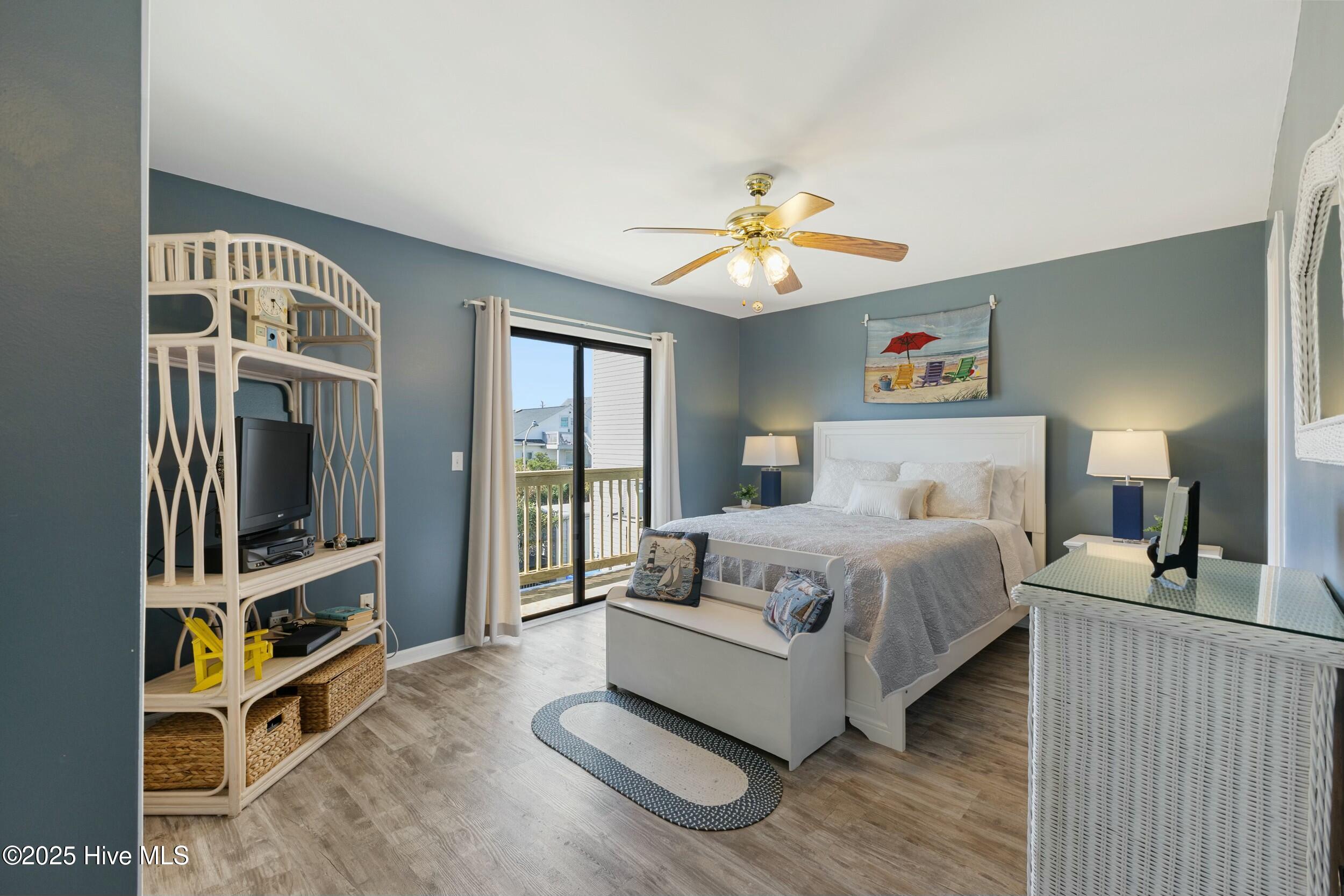 100553137 | Photo 11