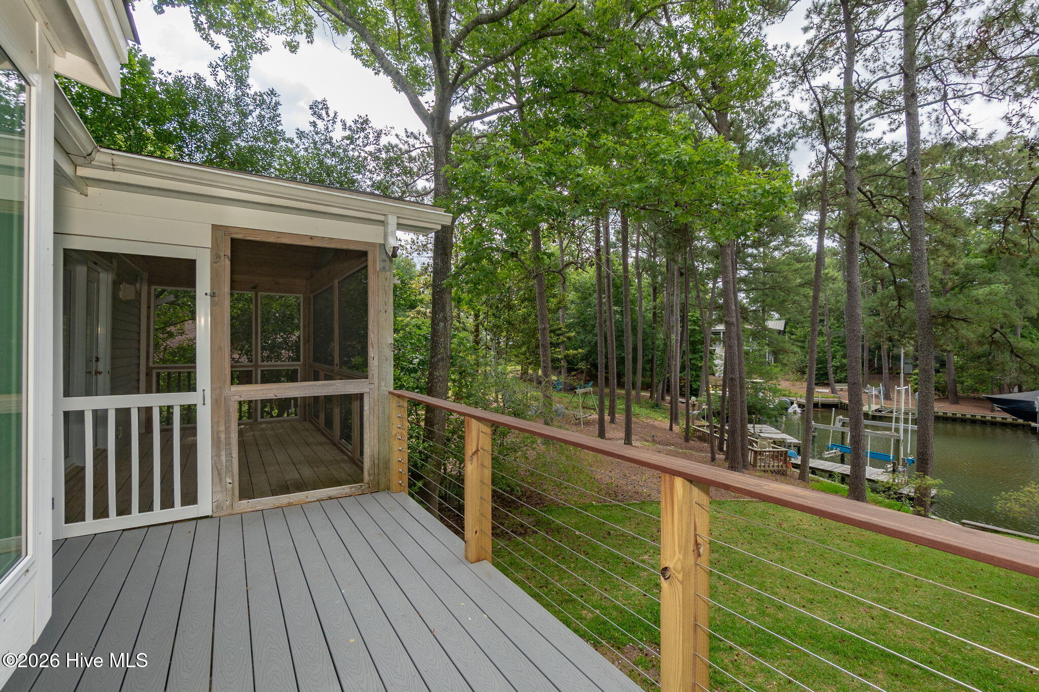 121 White Ash Drive,Pine Knoll Shores
