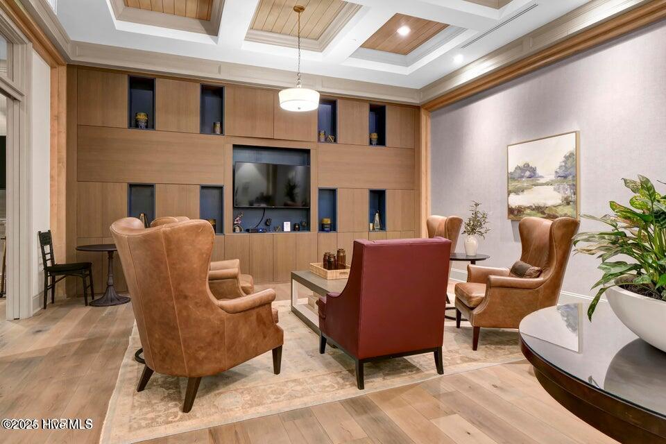 100526322 | Photo 37