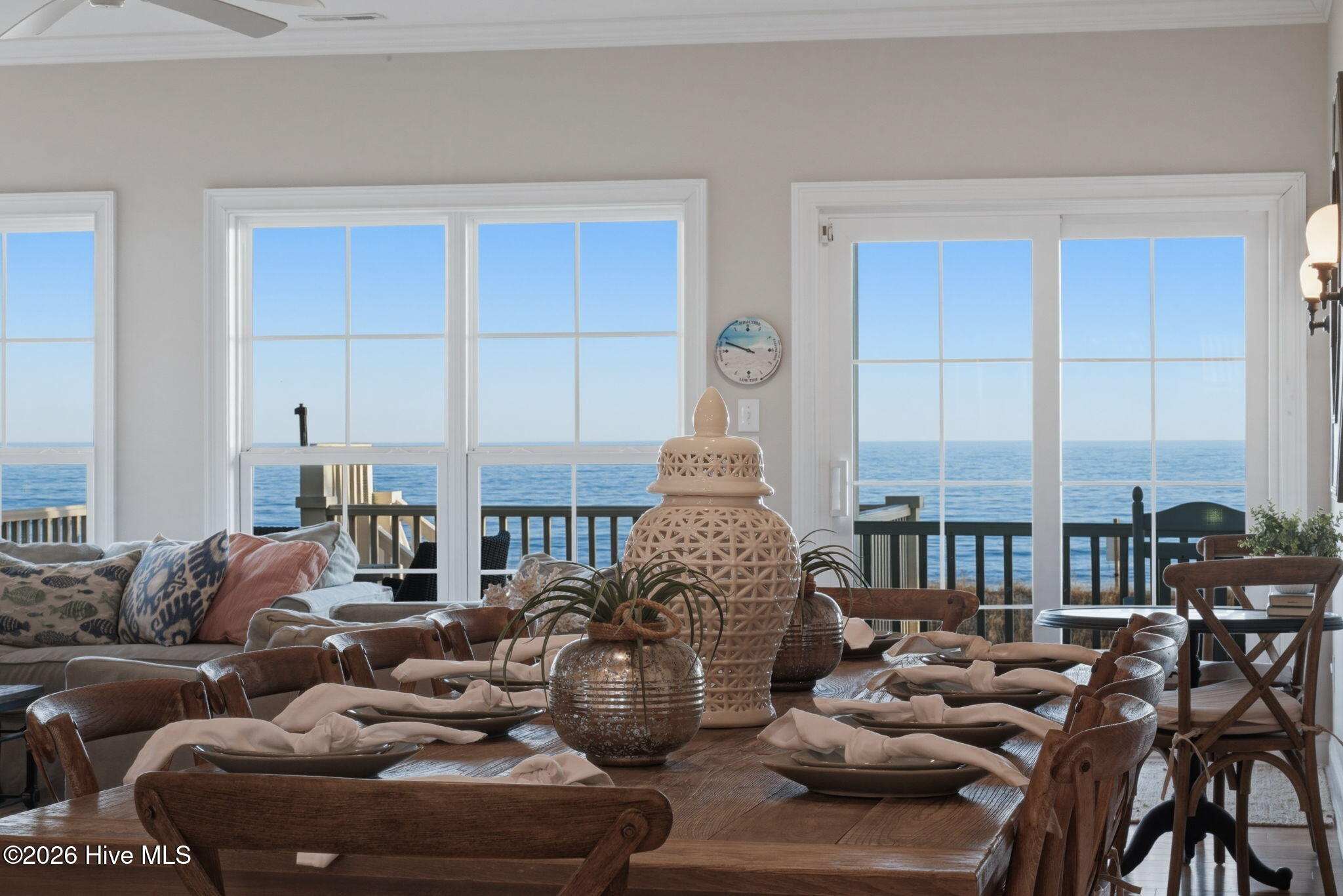 100555473 | Photo 13