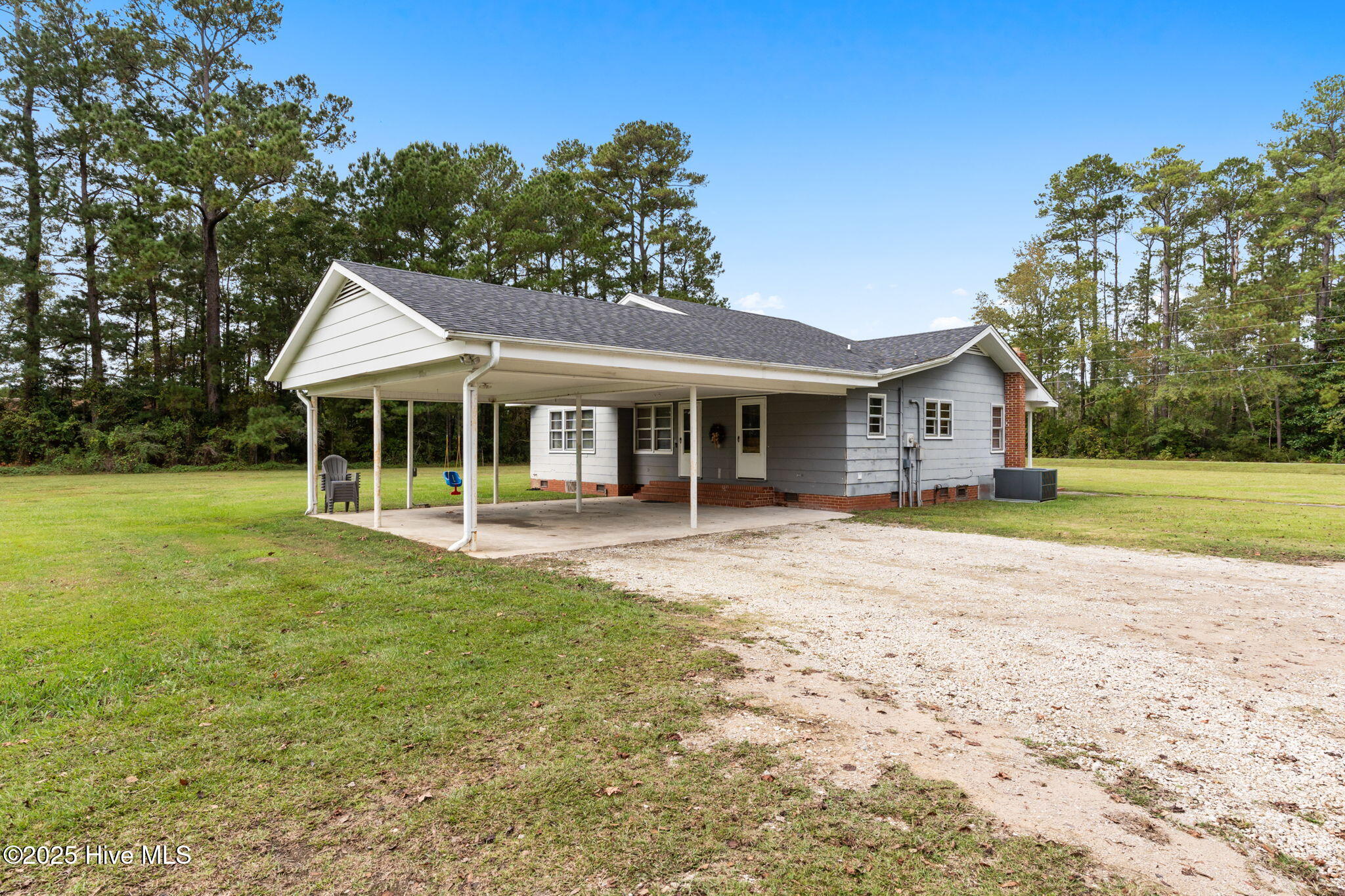 100536505 | Photo 31