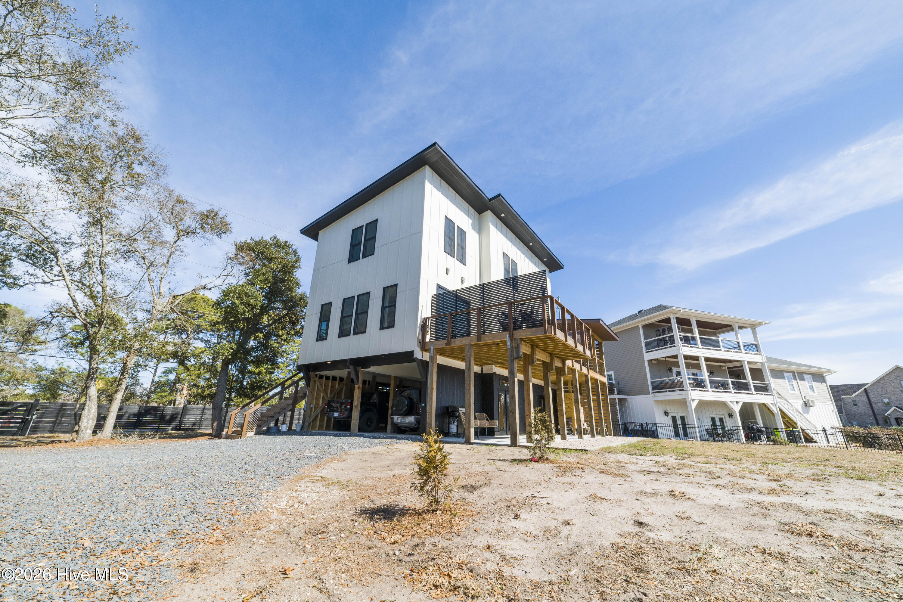 100554850 | Photo 22