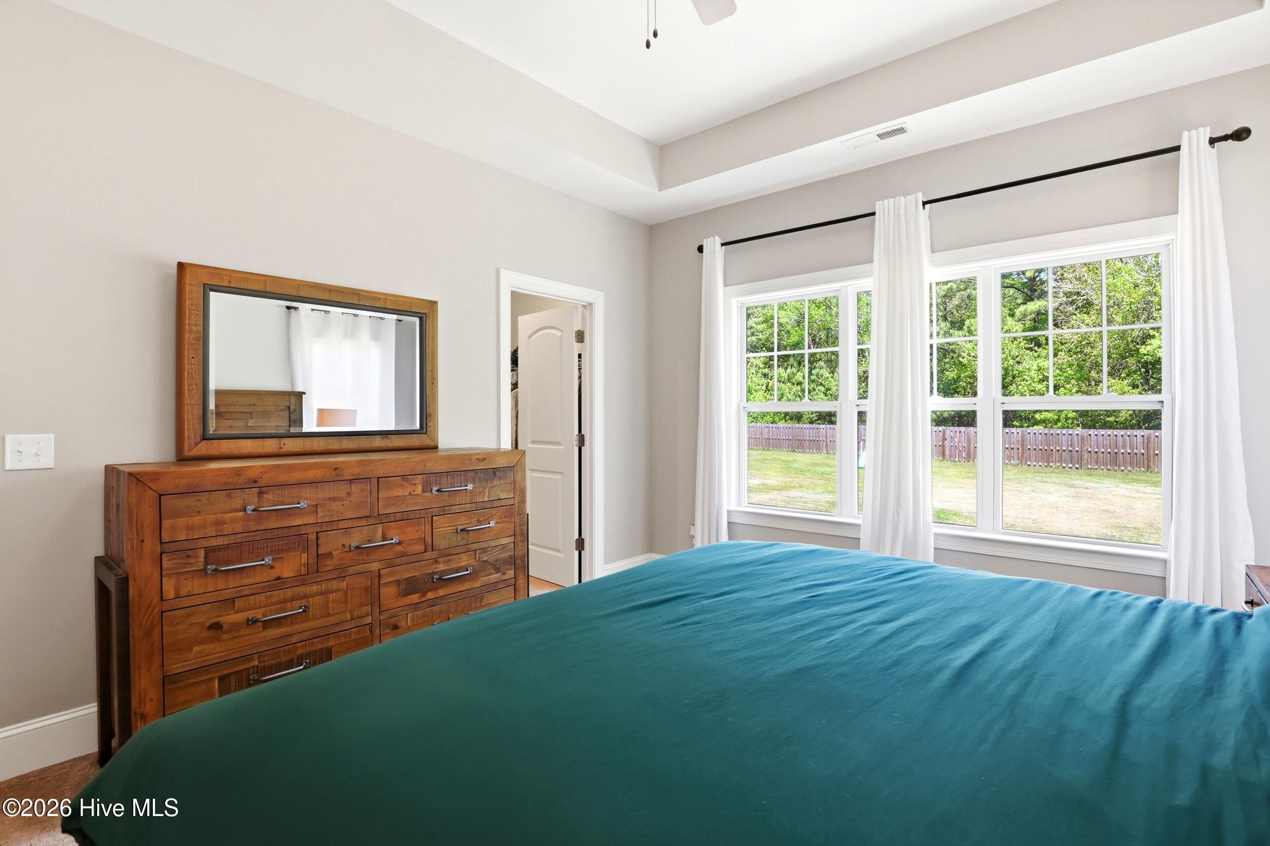 100569214 | Photo 20