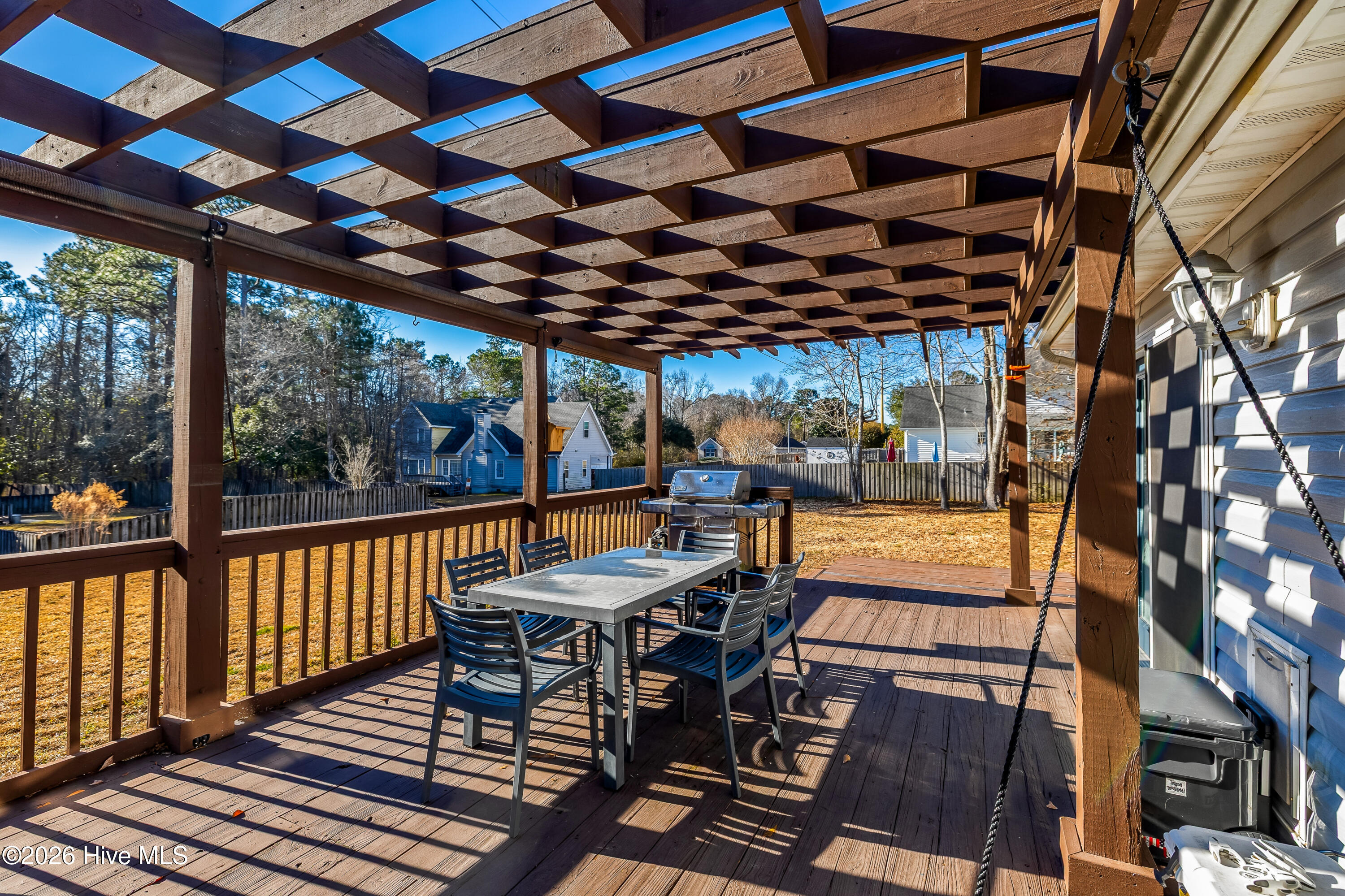 100555123 | Photo 30