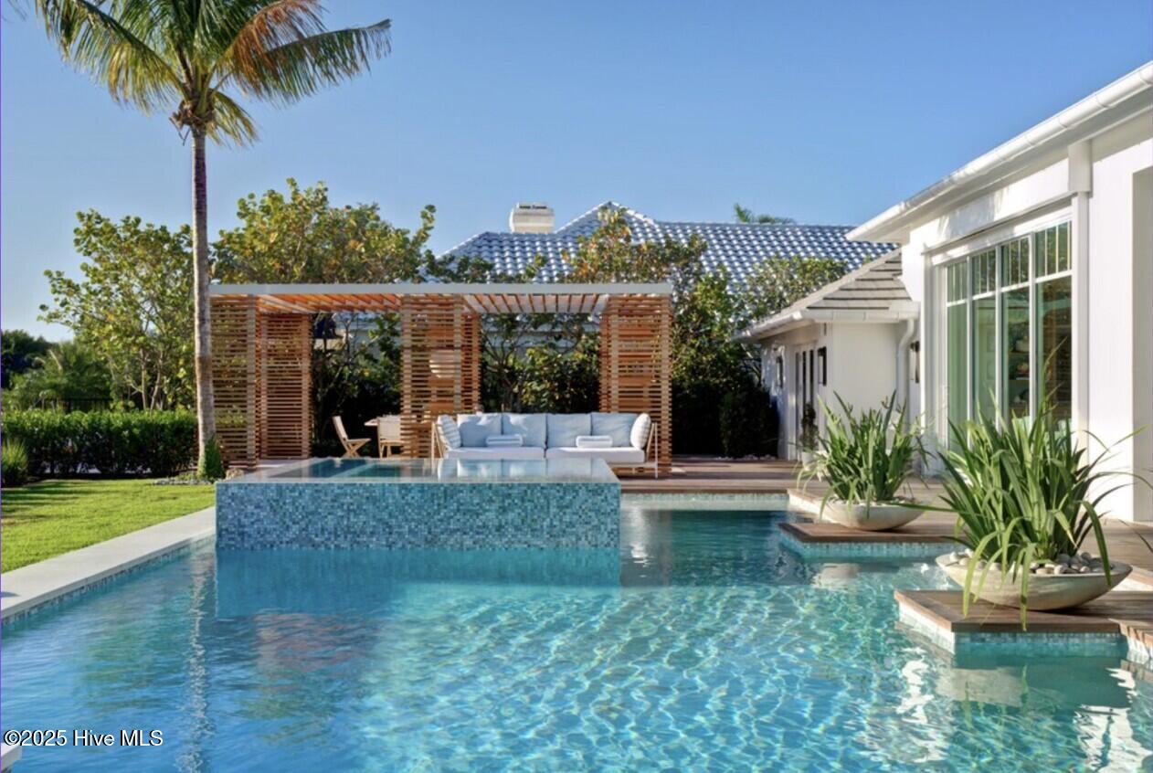 Homes for sale in Morehead City, NC | 2101 Evans St, Morehead City, NC 28557 | MLS# 100534959