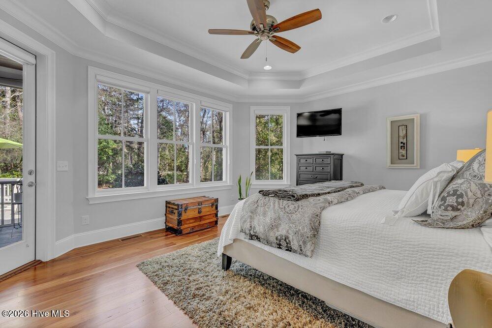 100563966 | Photo 29