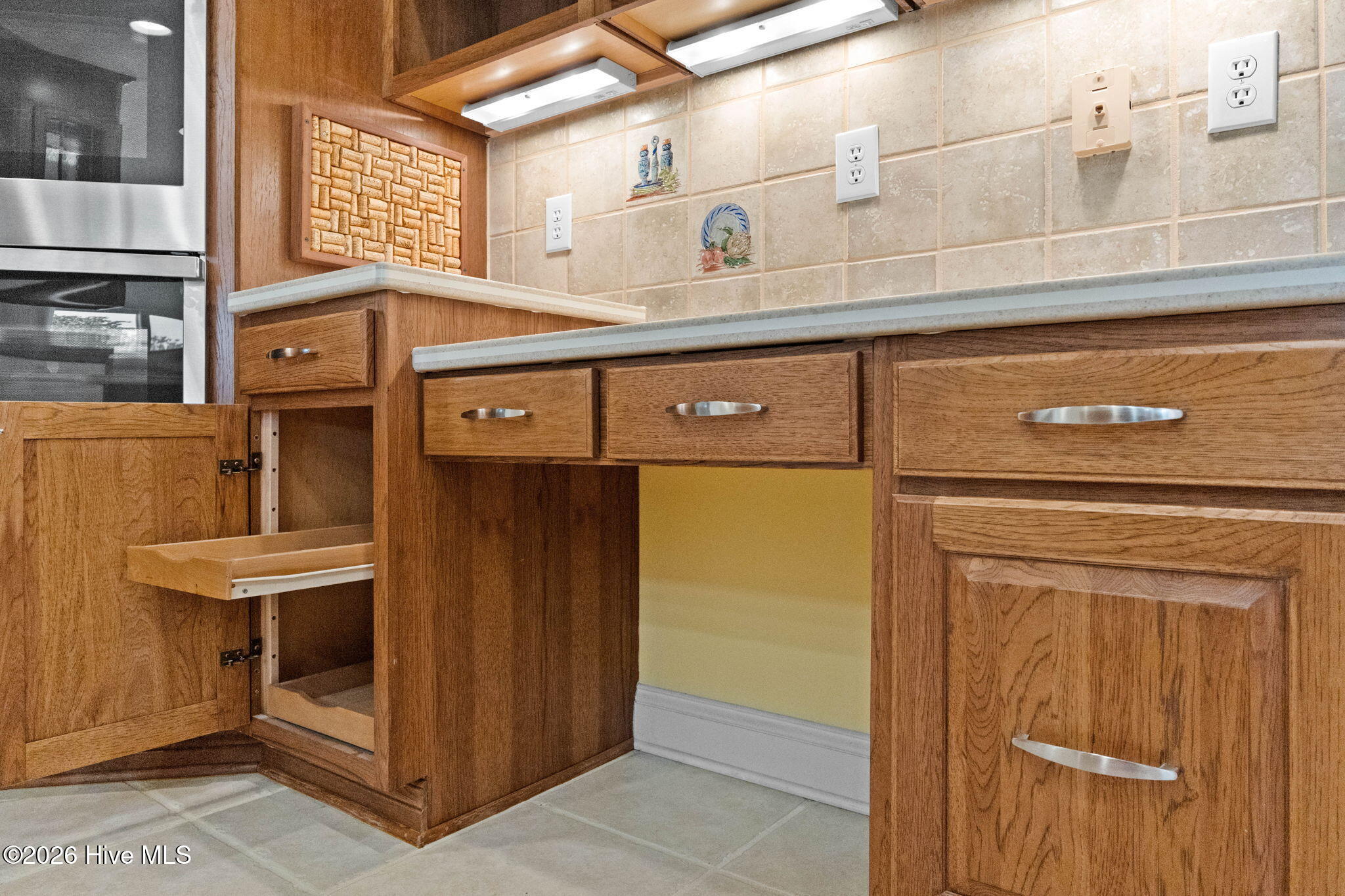 100567537 | Photo 25