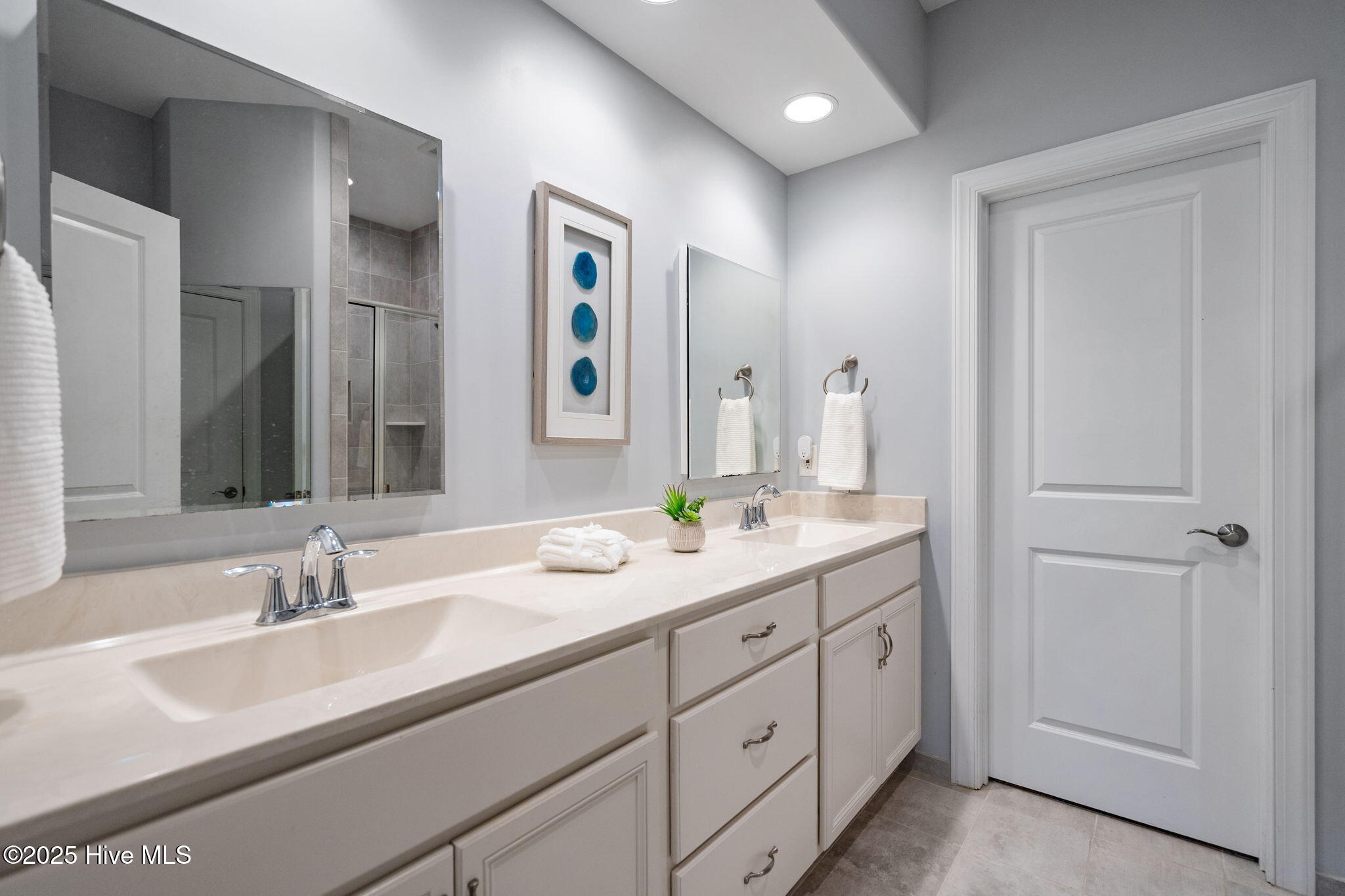 100532627 | Photo 29