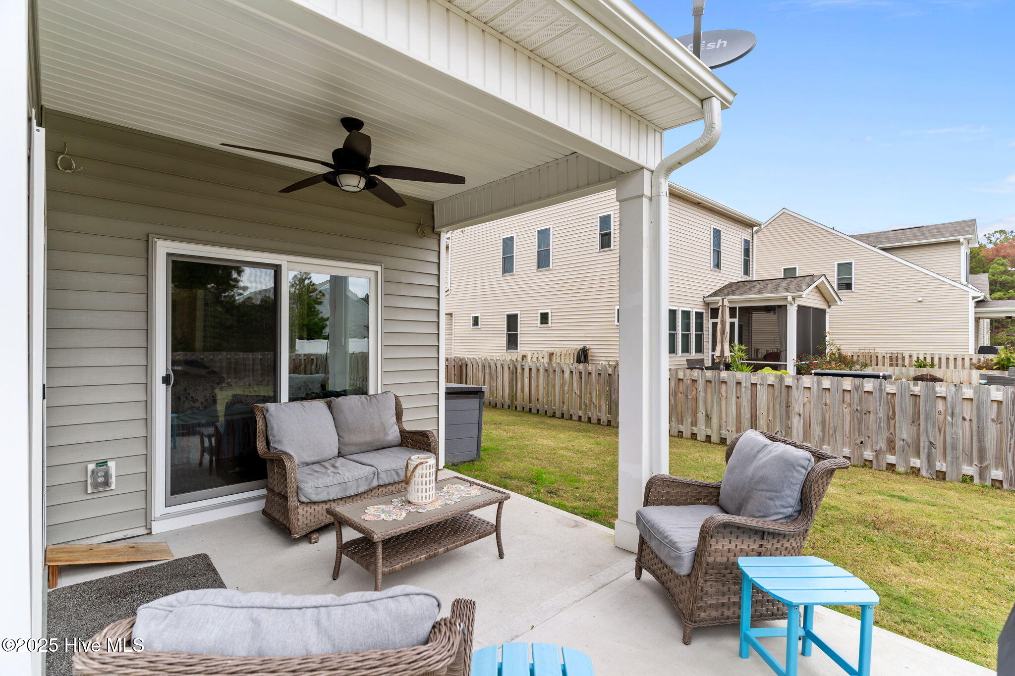 100540695 | Photo 38