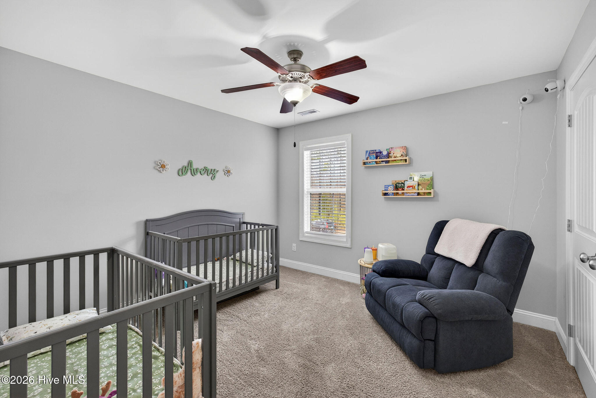 100557358 | Photo 16