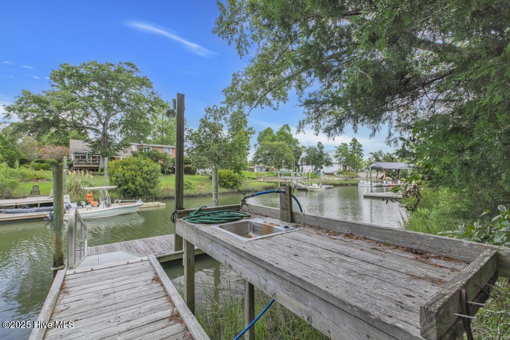 100530645 | Photo 38