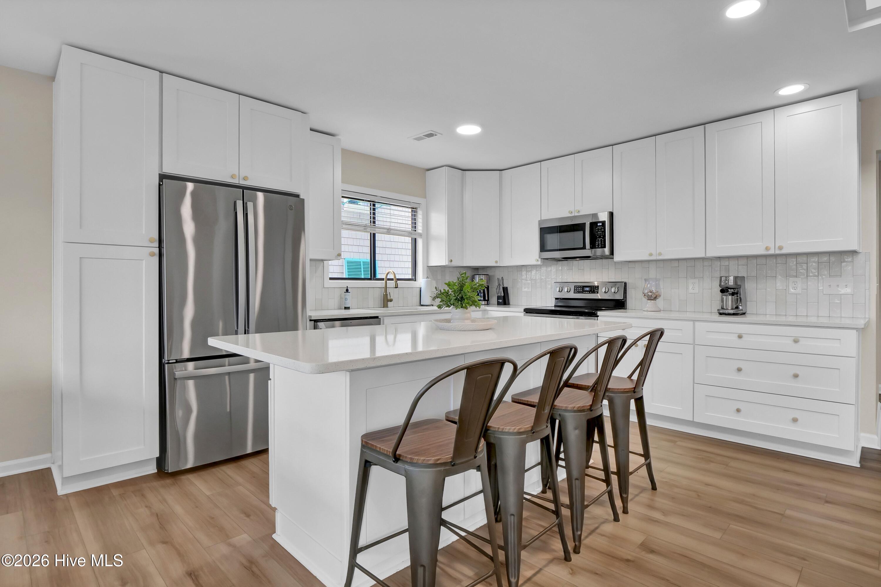 100556258 | Photo 12