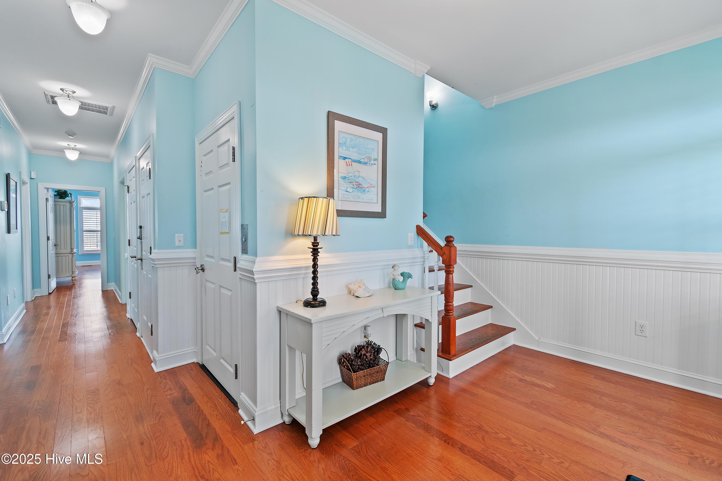 100504065 | Photo 18