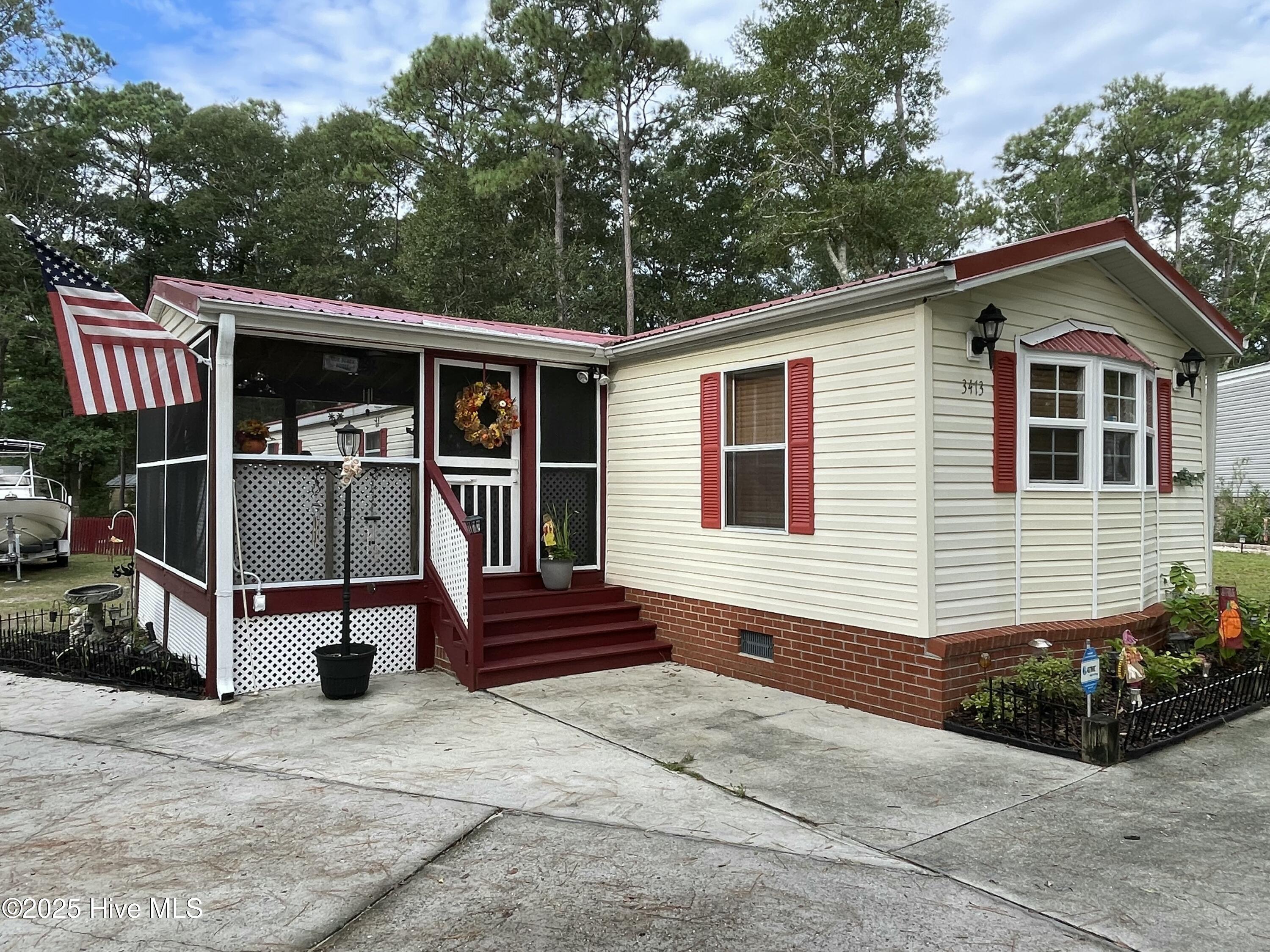 Homes for sale in Bolivia, NC | 3473 Dolphin Dr Se, Bolivia, NC 28422 | MLS# 100534304