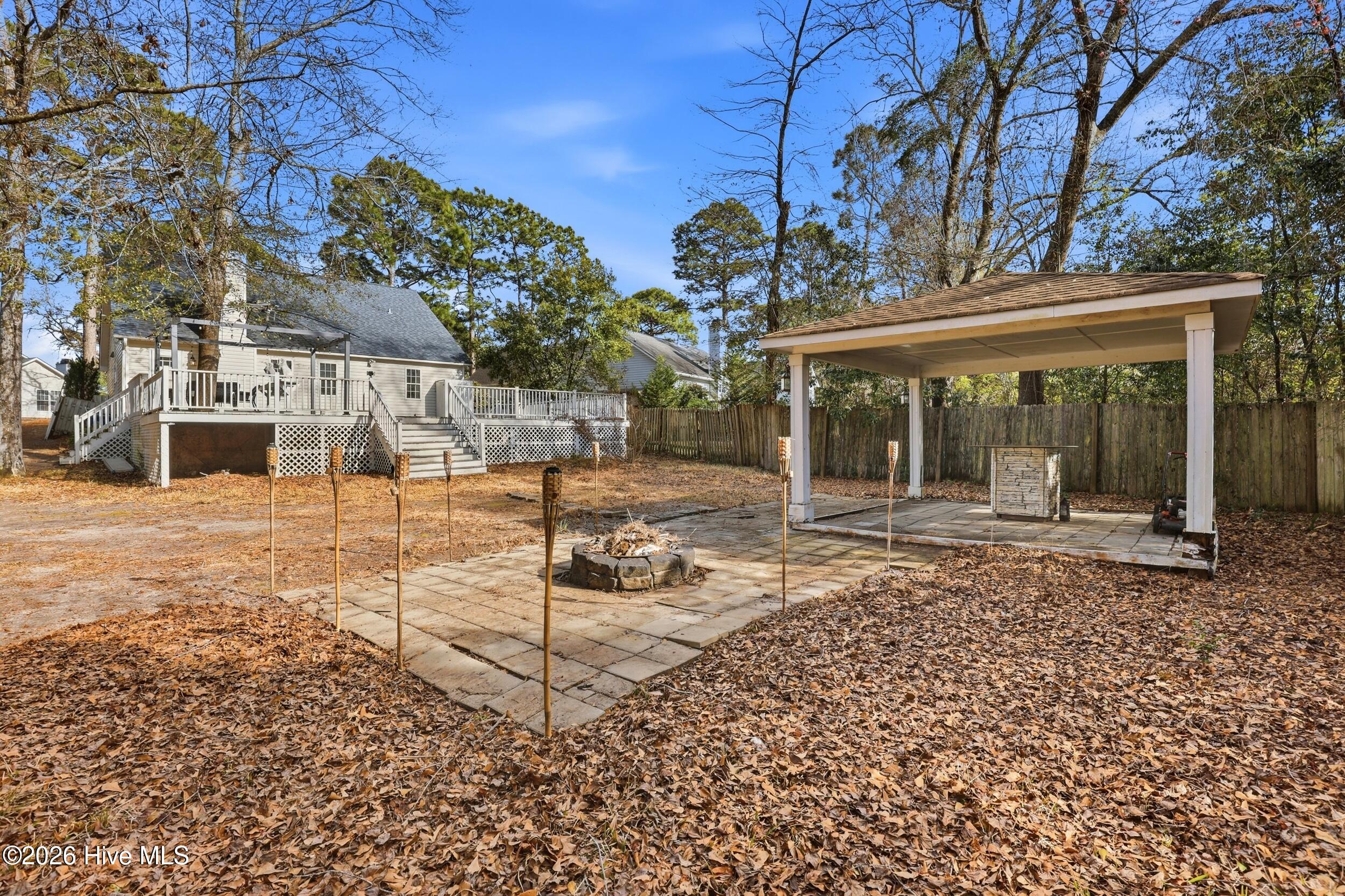 100558616 | Photo 30