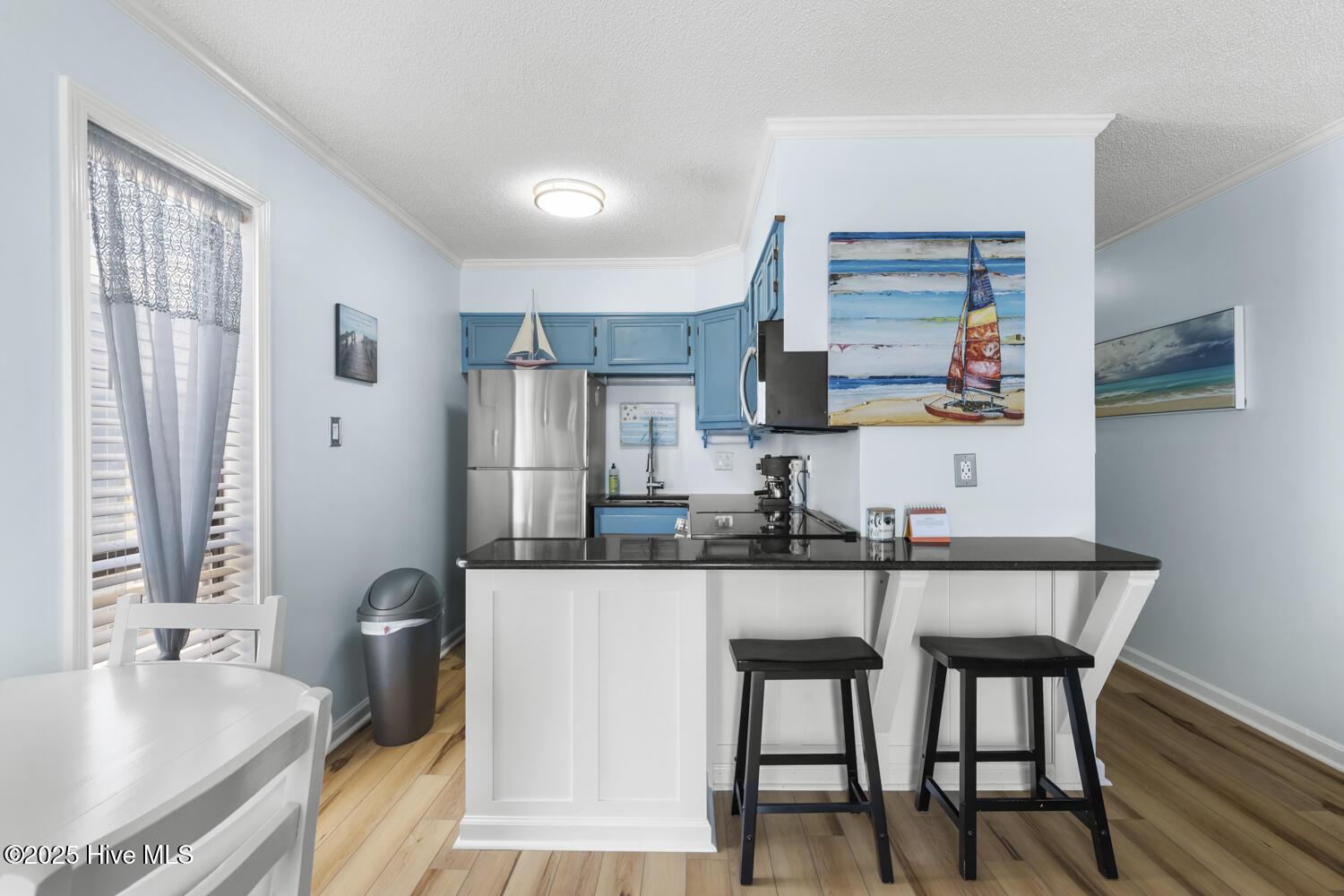 100506651 | Photo 12