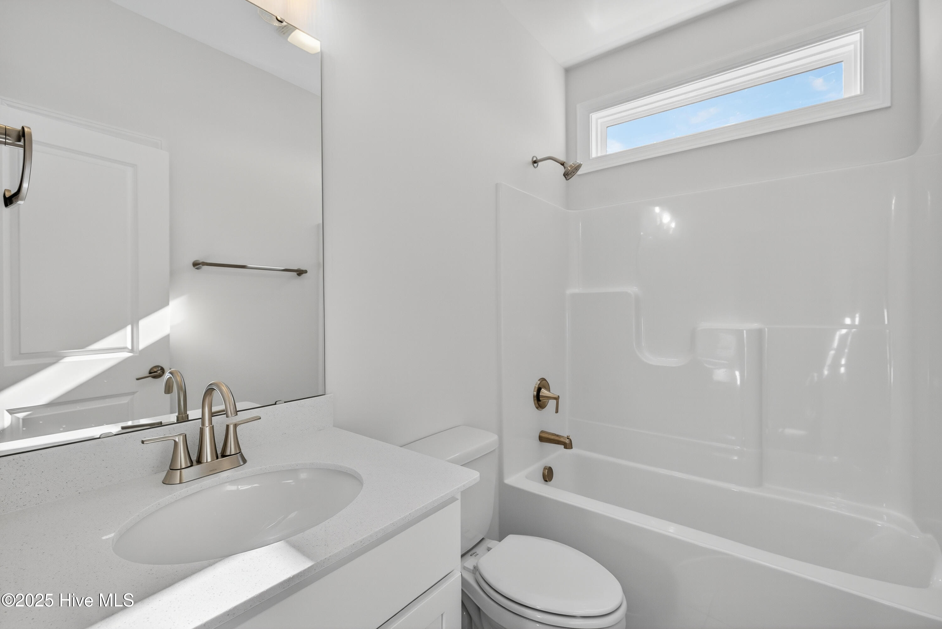 100544174 | Photo 13