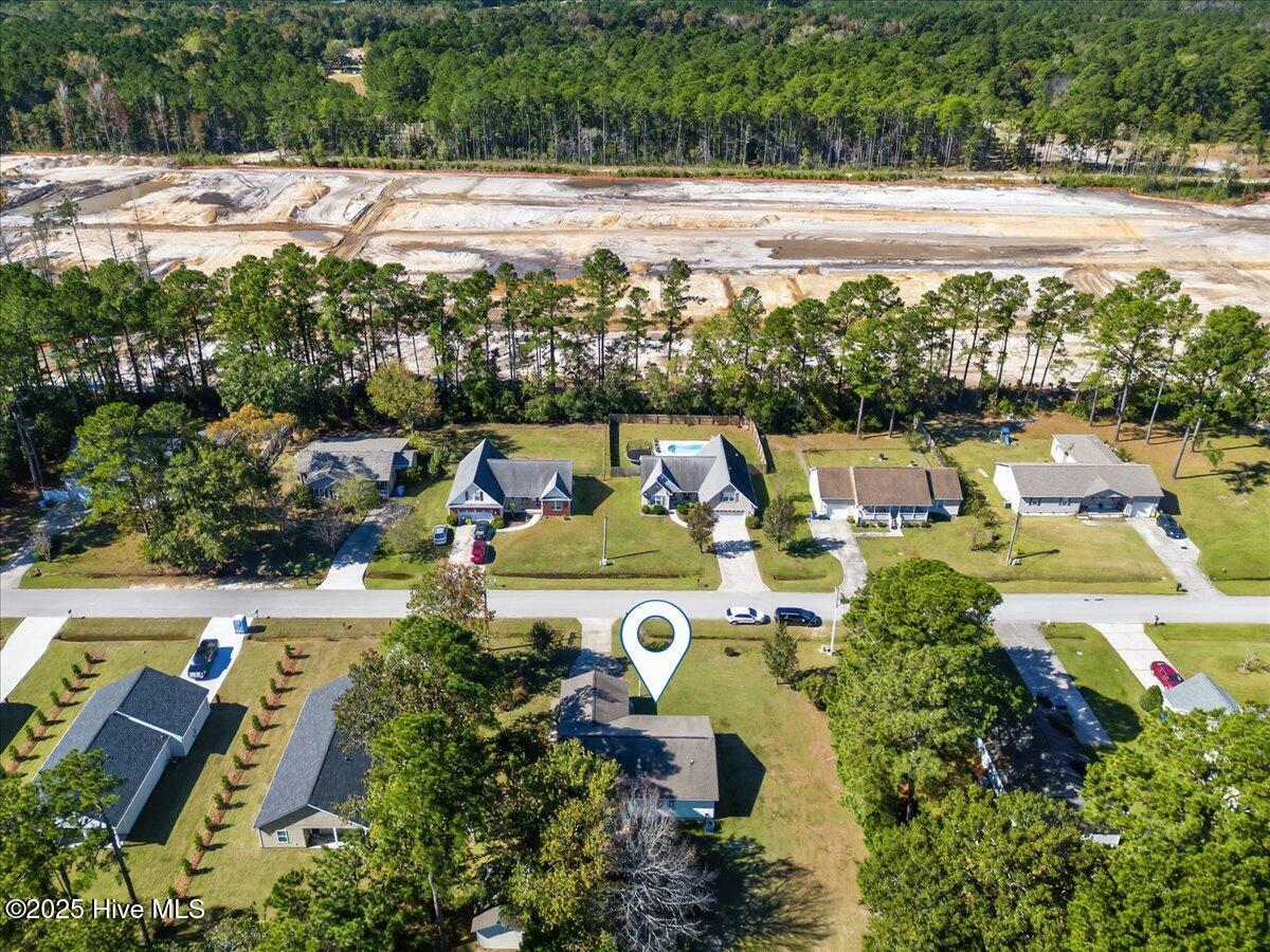 100537242 | Photo 44