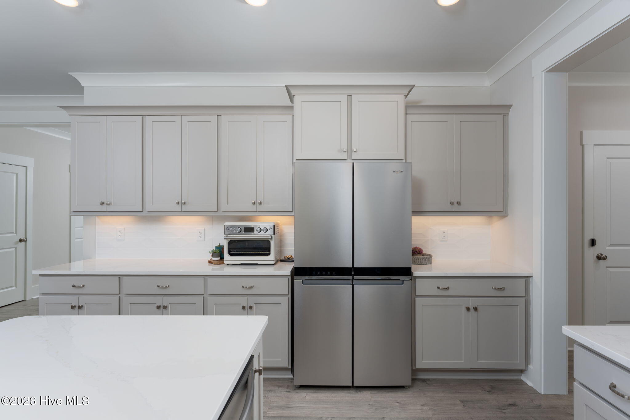 100564713 | Photo 21