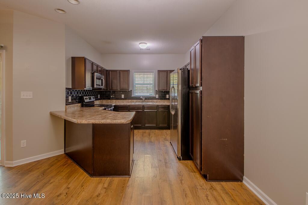 100545808 | Photo 13