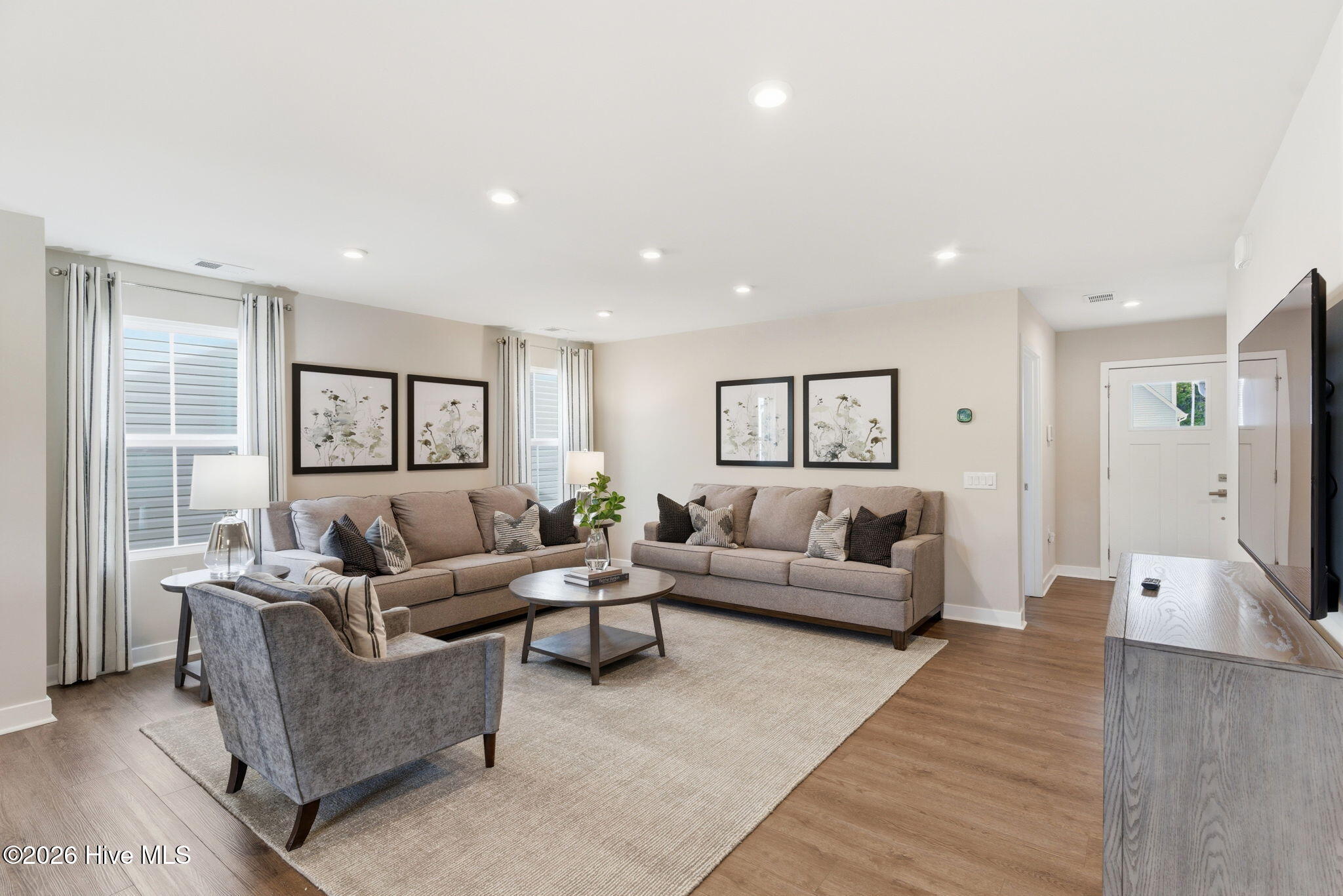 1123 Middle Crest Drive NE, Bolivia, NC, 28422