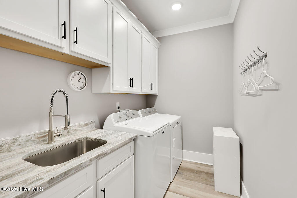 100555392 | Photo 24