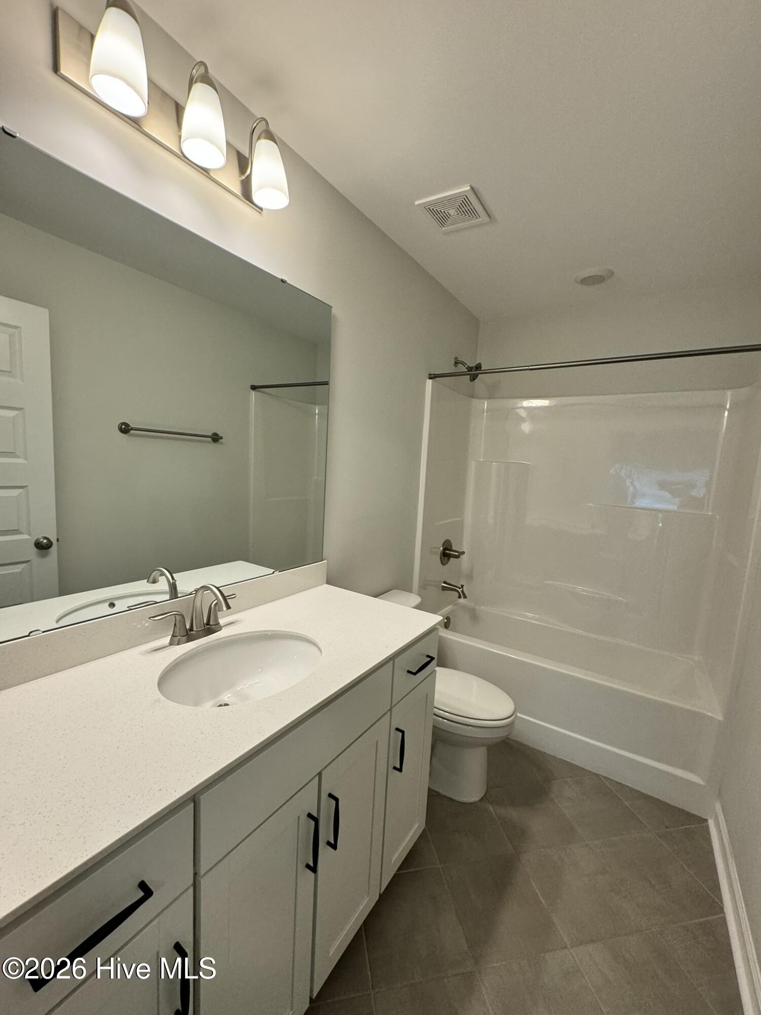 100558749 | Photo 31