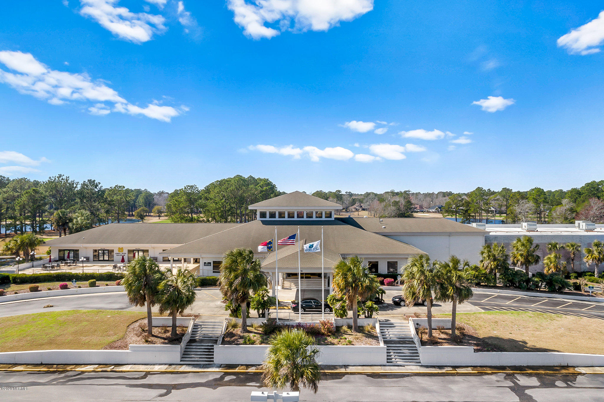 100205829 | Photo 10