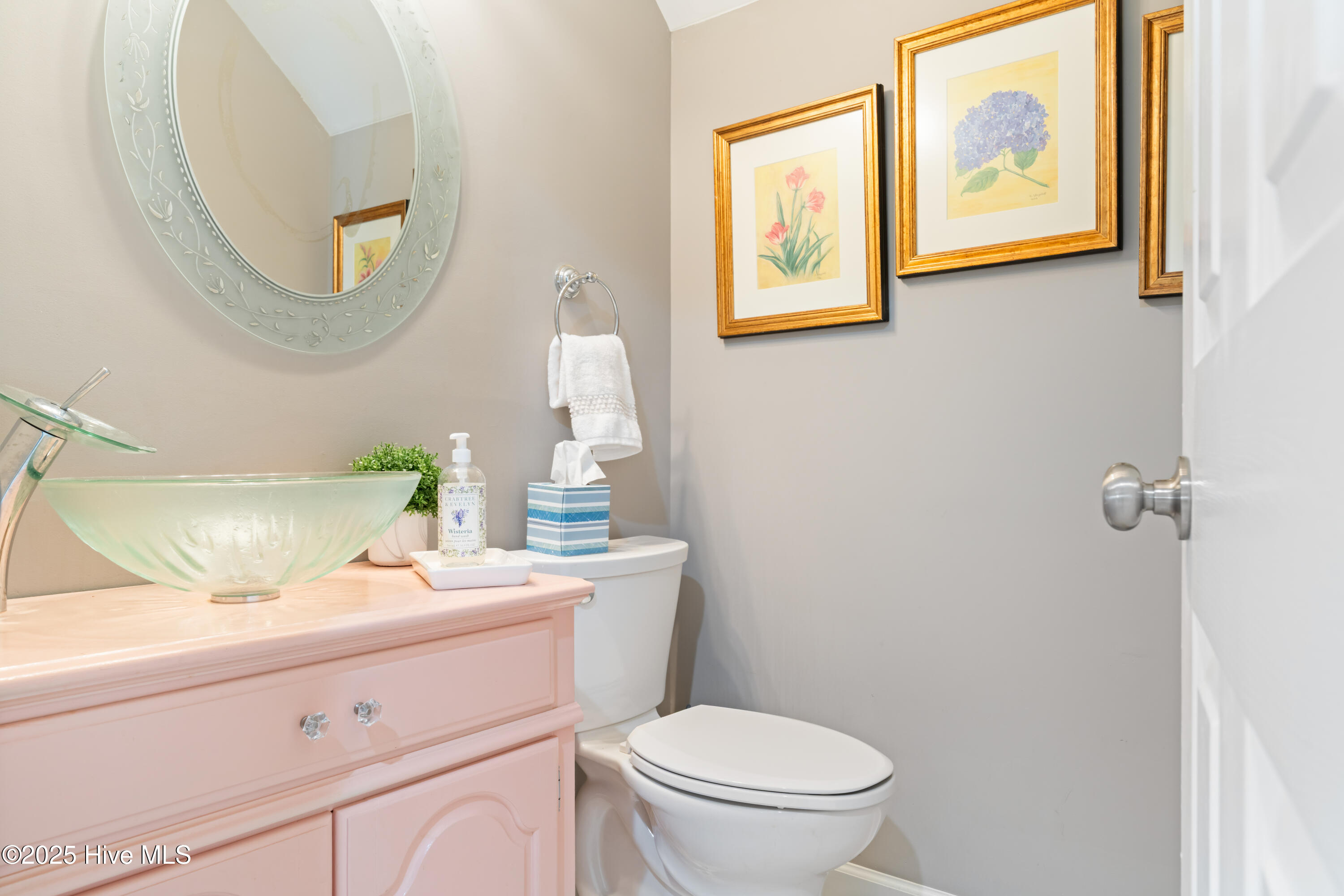 100543099 | Photo 10