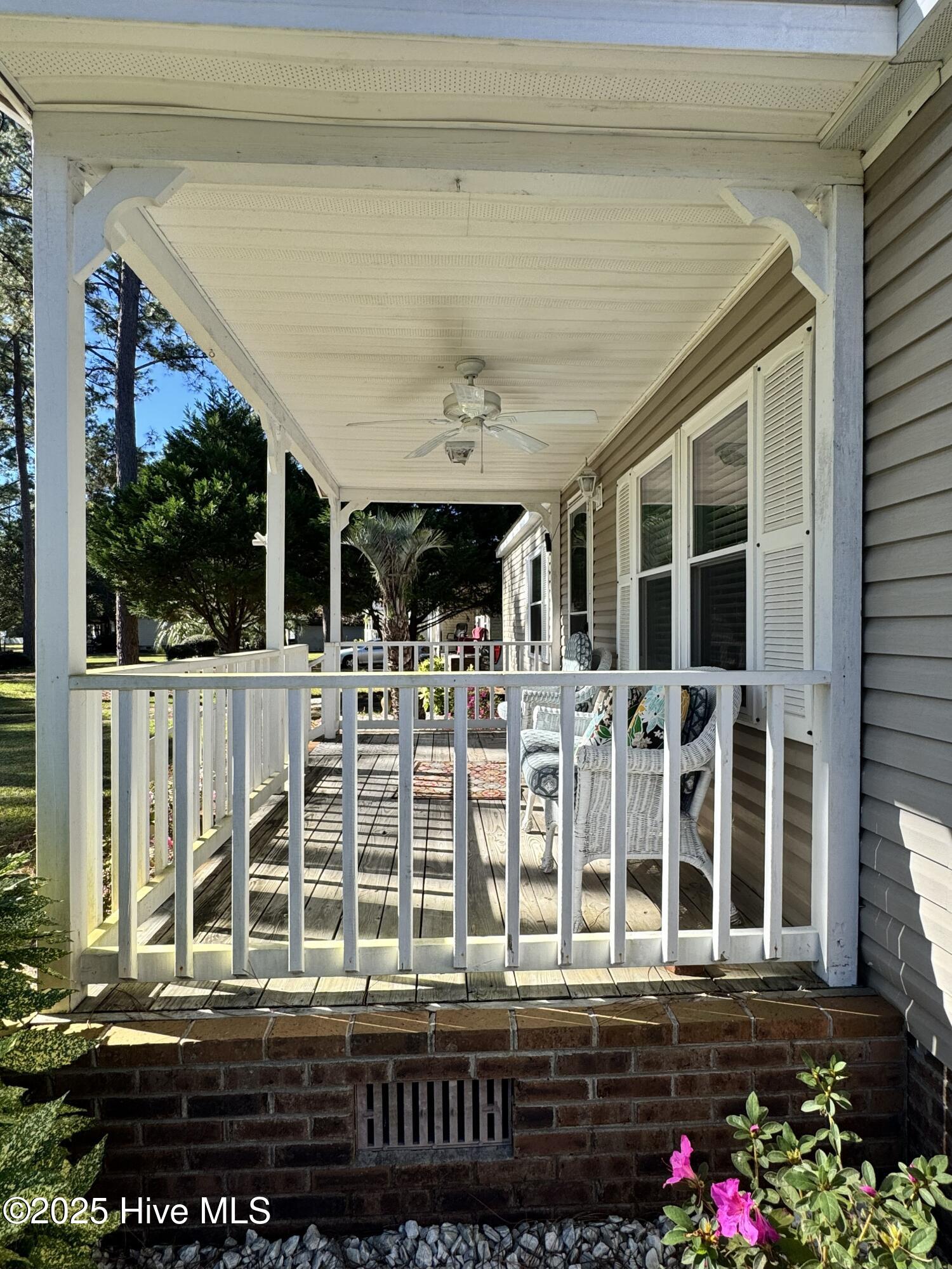 100538236 | Photo 12