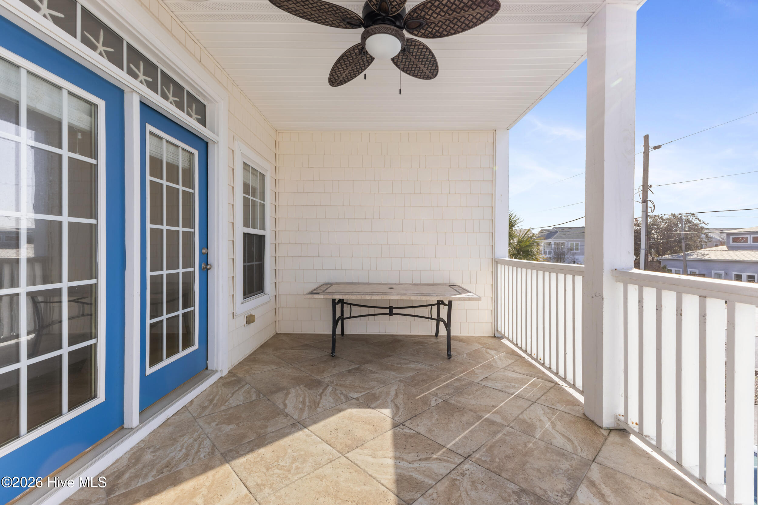 100559855 | Photo 36